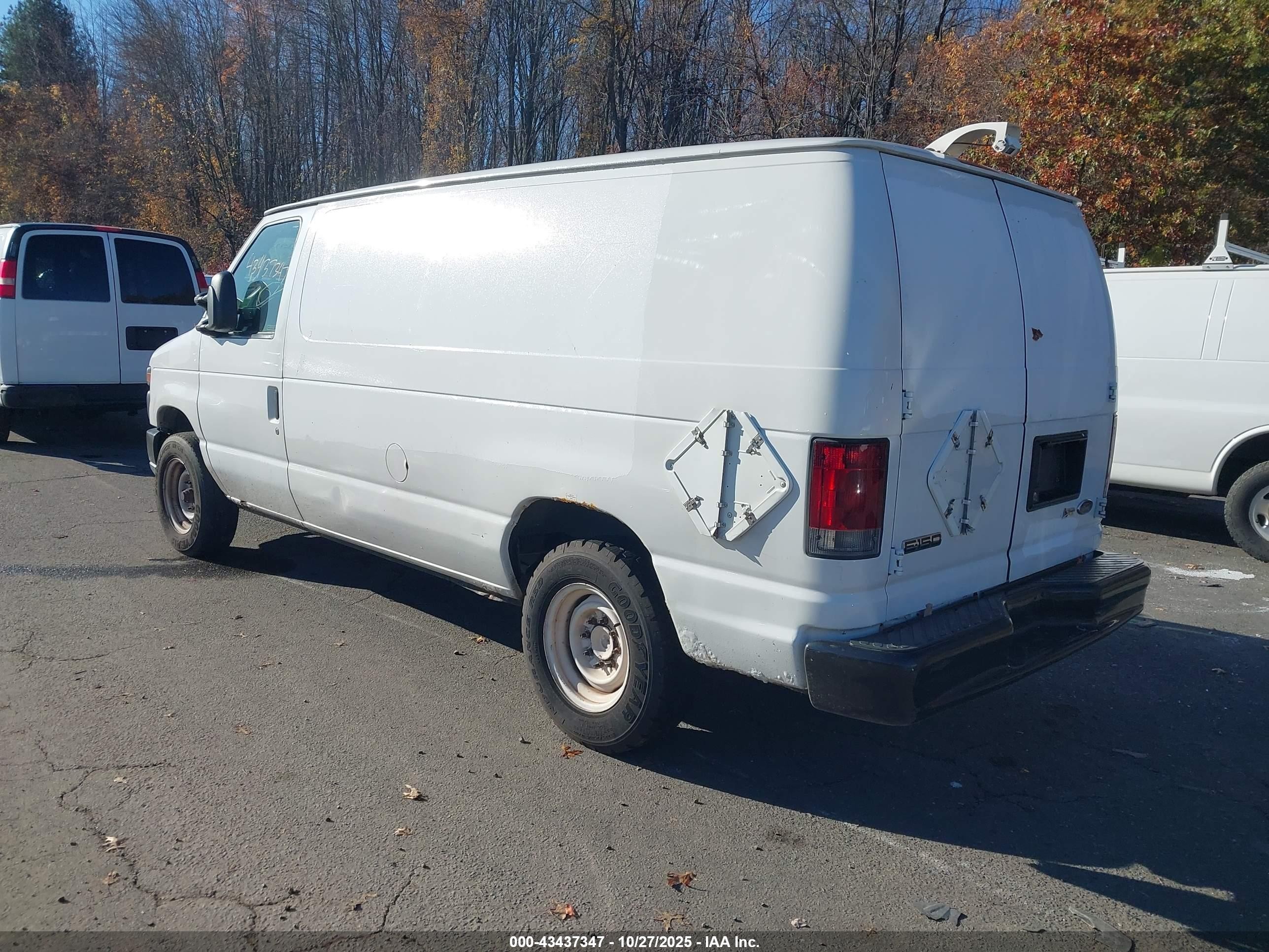 2010 Ford E-150 Commercial/recreational Белый vin: 1FTNE1EW1ADA91350