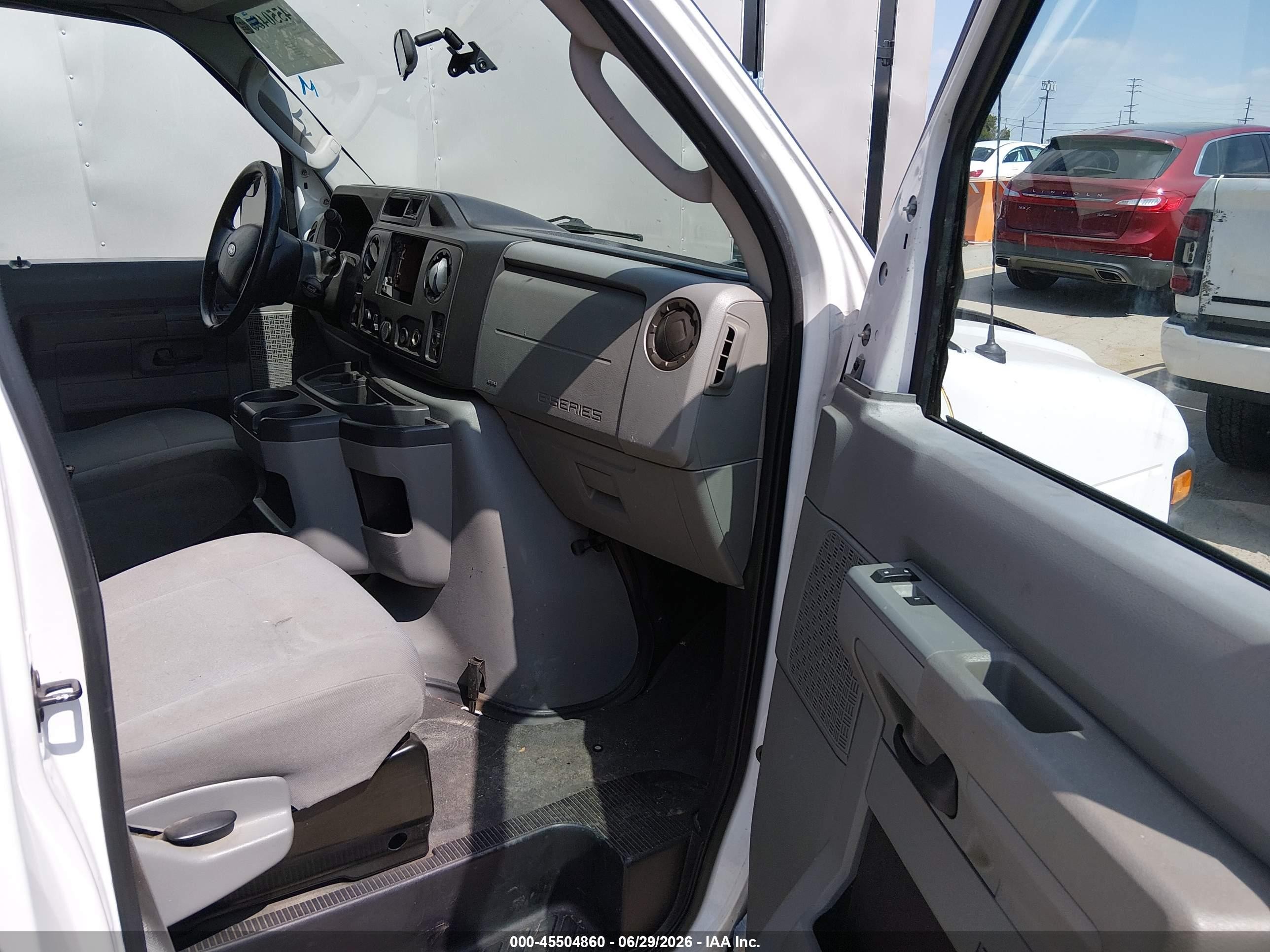 2011 Ford E-150 Commercial/recreational White vin: 1FTNE1EW1BDA32736