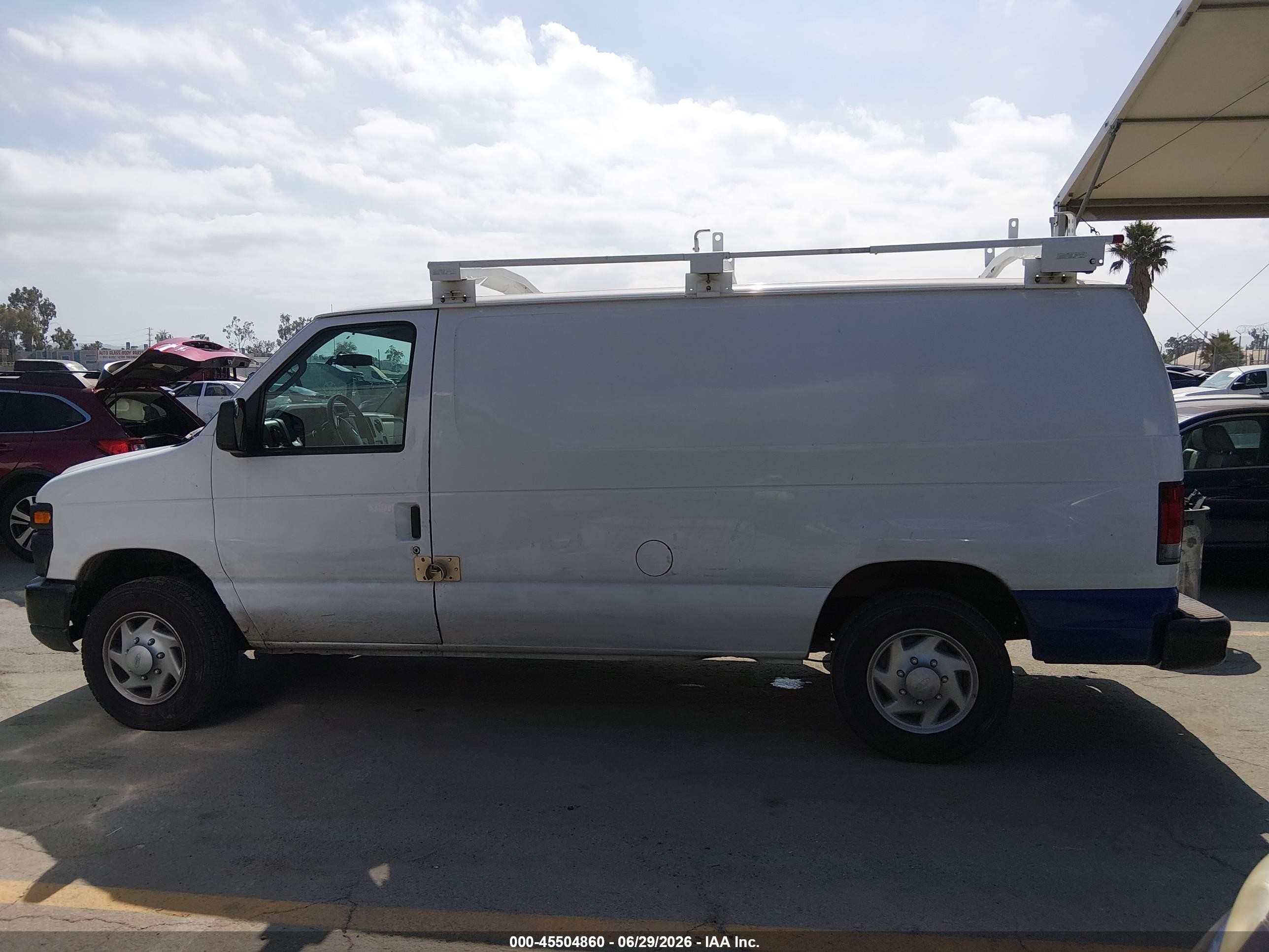 2011 Ford E-150 Commercial/recreational White vin: 1FTNE1EW1BDA32736