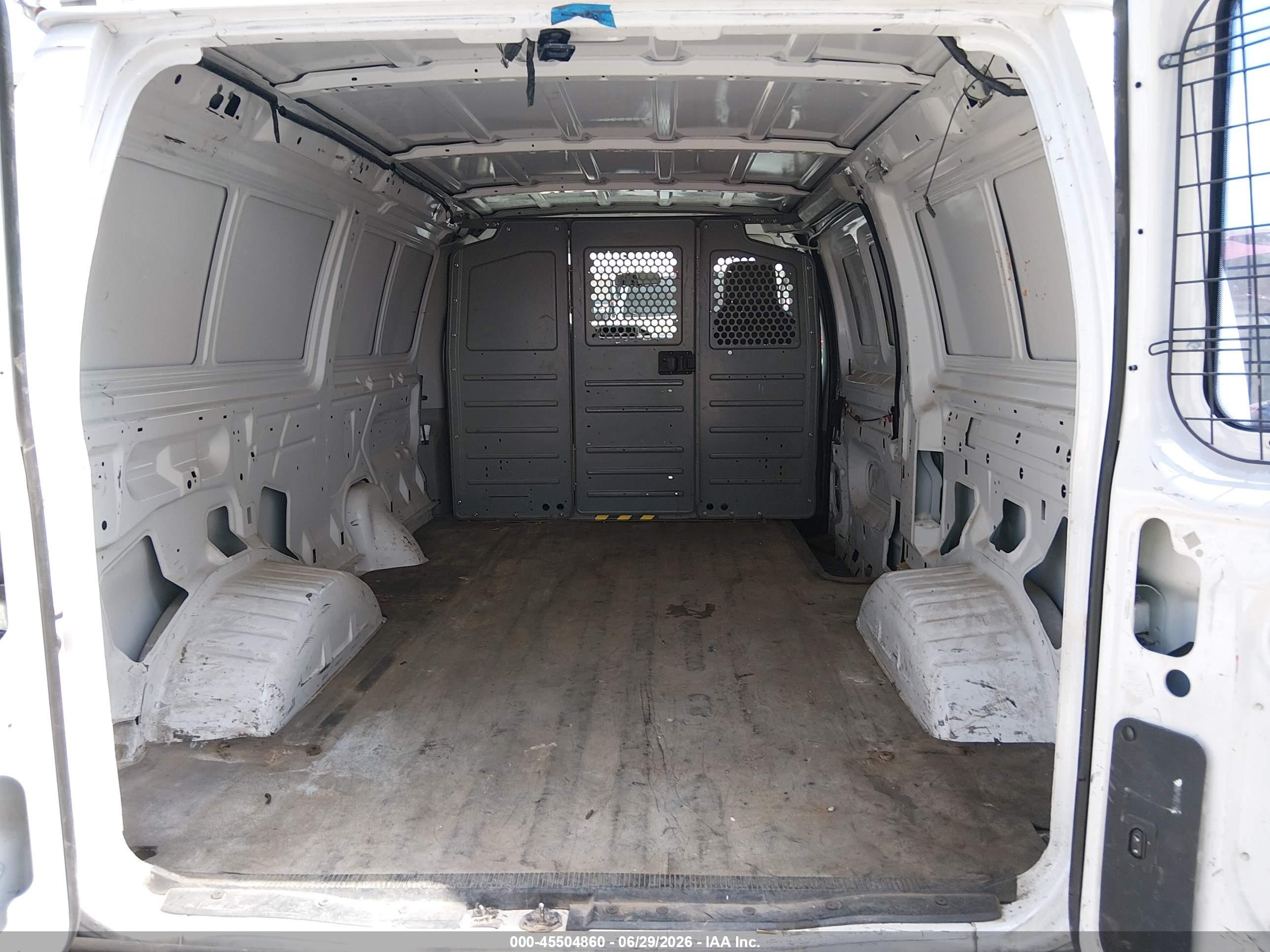 2011 Ford E-150 Commercial/recreational White vin: 1FTNE1EW1BDA32736