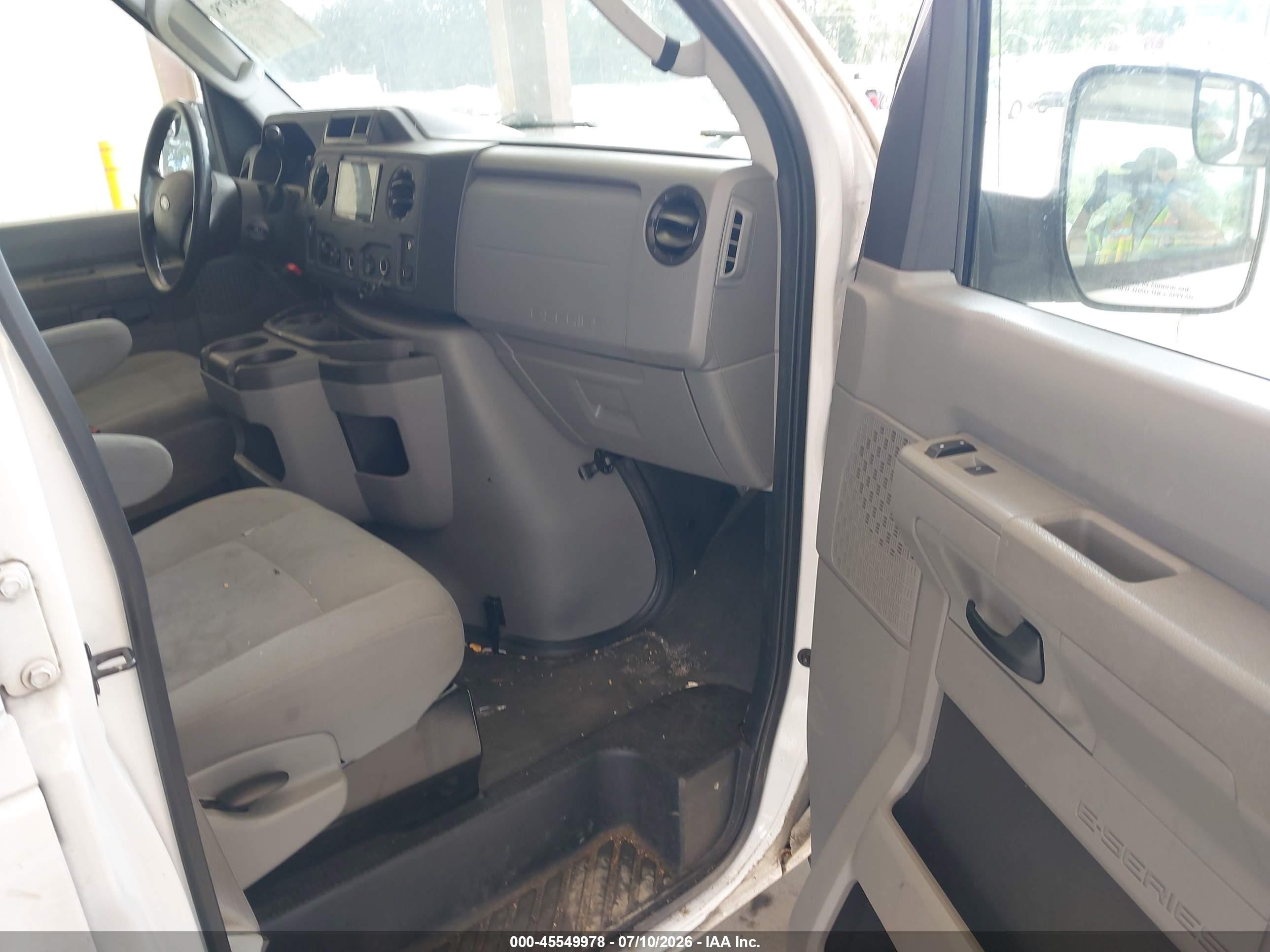 2012 Ford E-150 Commercial/recreational White vin: 1FTNE1EW1CDA01262