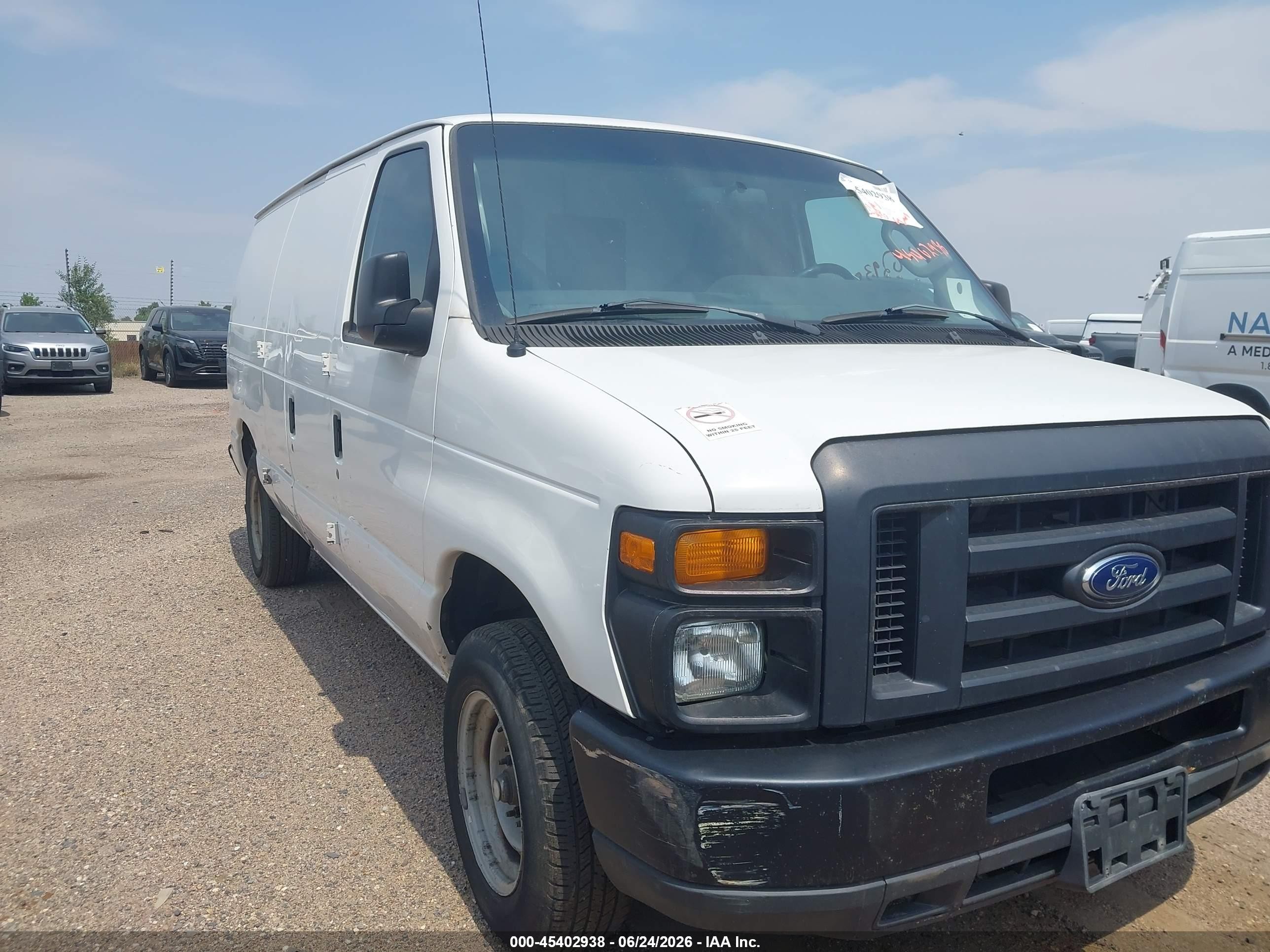 2013 Ford E-150 Commercial/recreational White vin: 1FTNE1EW1DDA01084