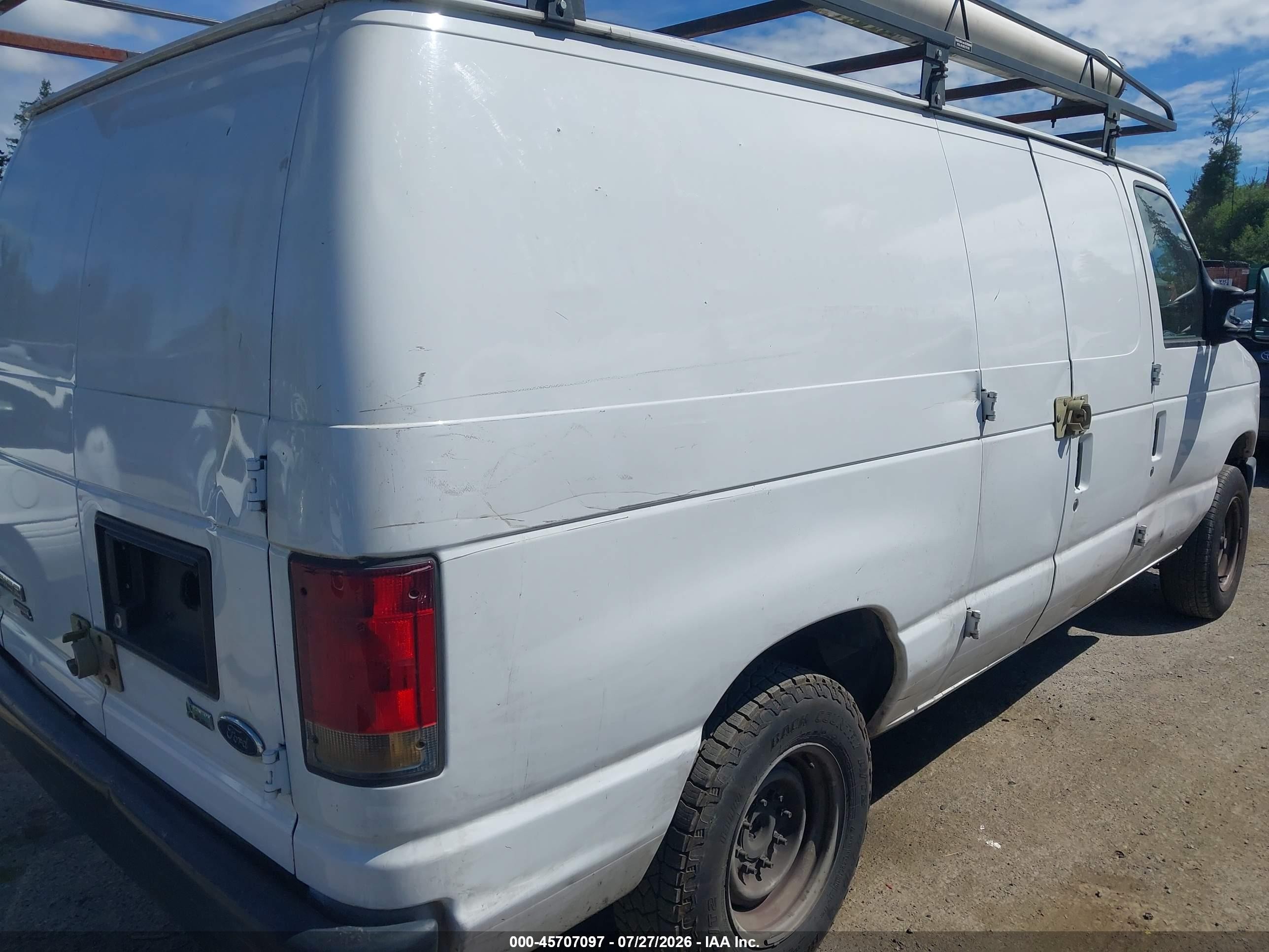 2014 Ford E-150 Commercial White vin: 1FTNE1EW1EDA59682