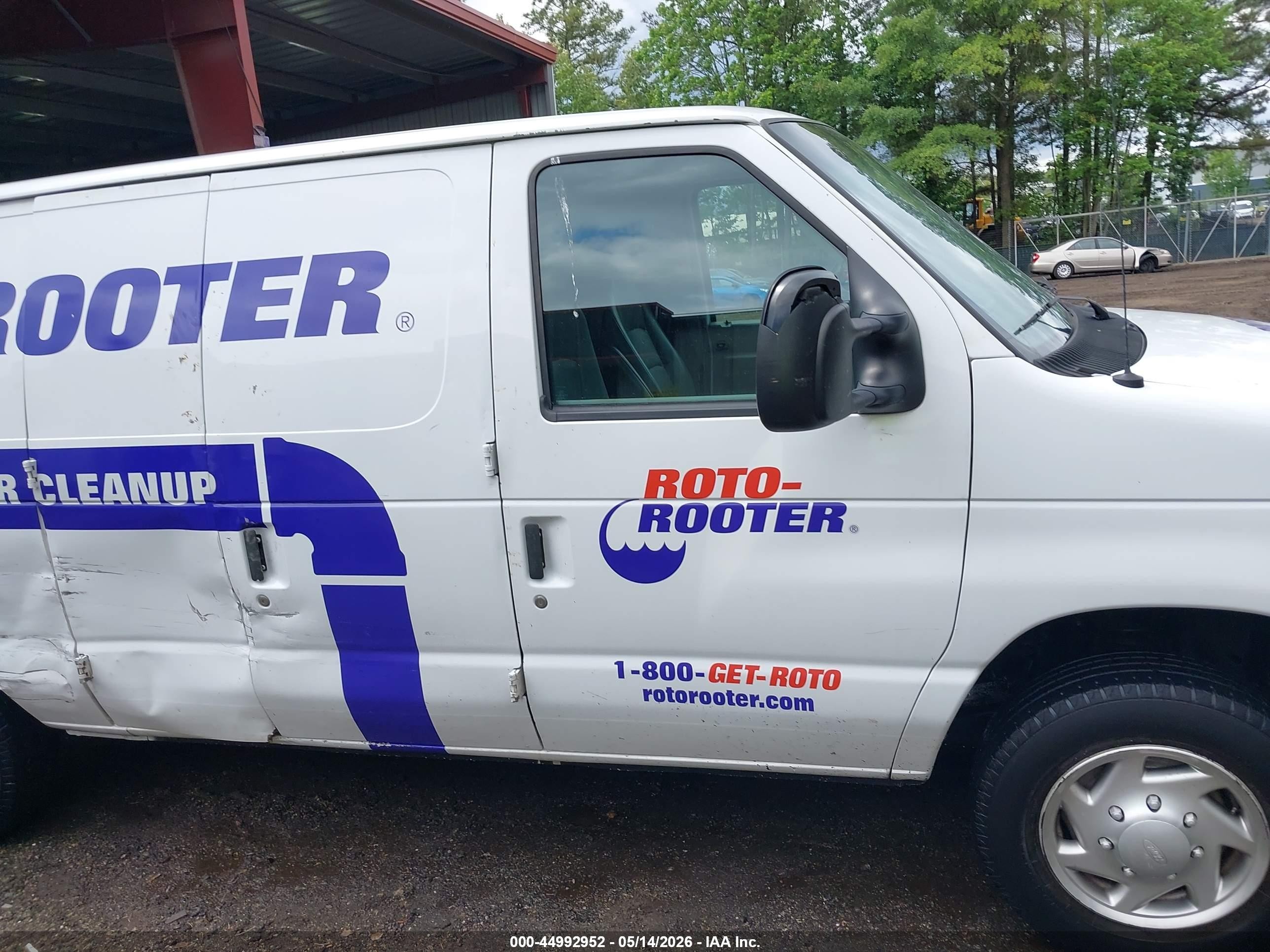 2014 Ford E-150 Commercial White vin: 1FTNE1EW1EDB12252