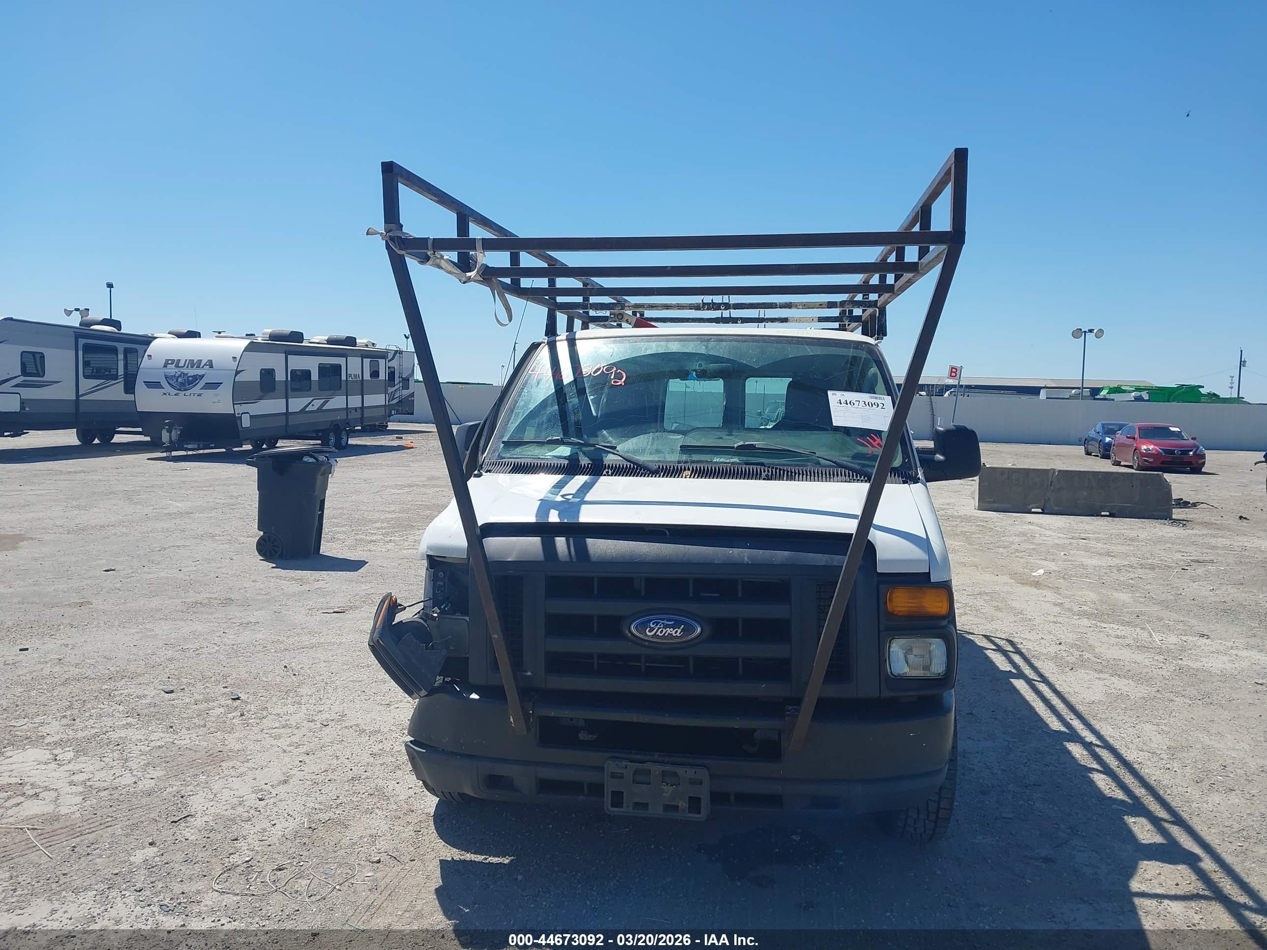 2011 Ford E-150 Commercial White vin: 1FTNE1EW2BDA47617