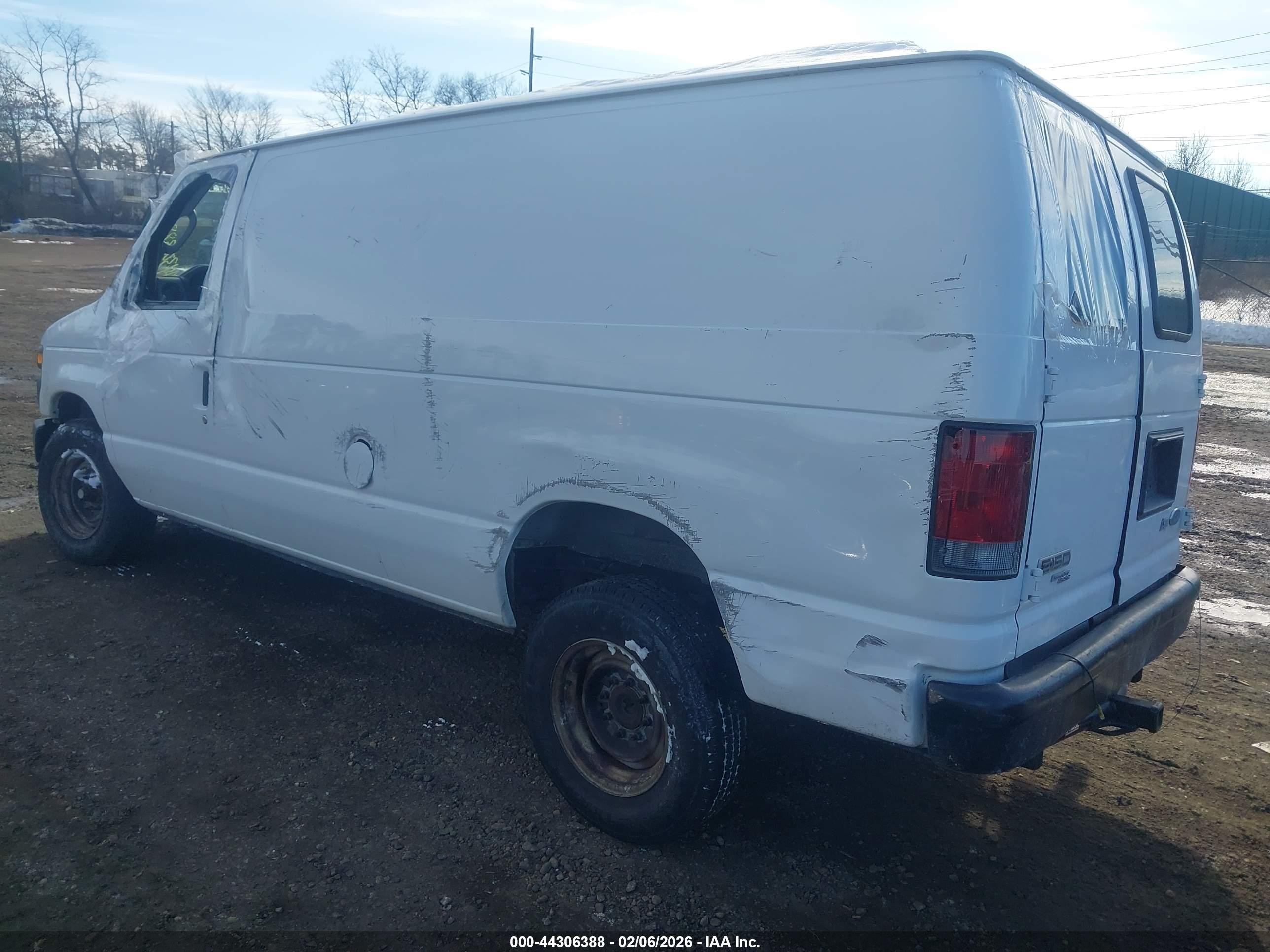 2011 Ford E-150 Commercial White vin: 1FTNE1EW2BDA52638
