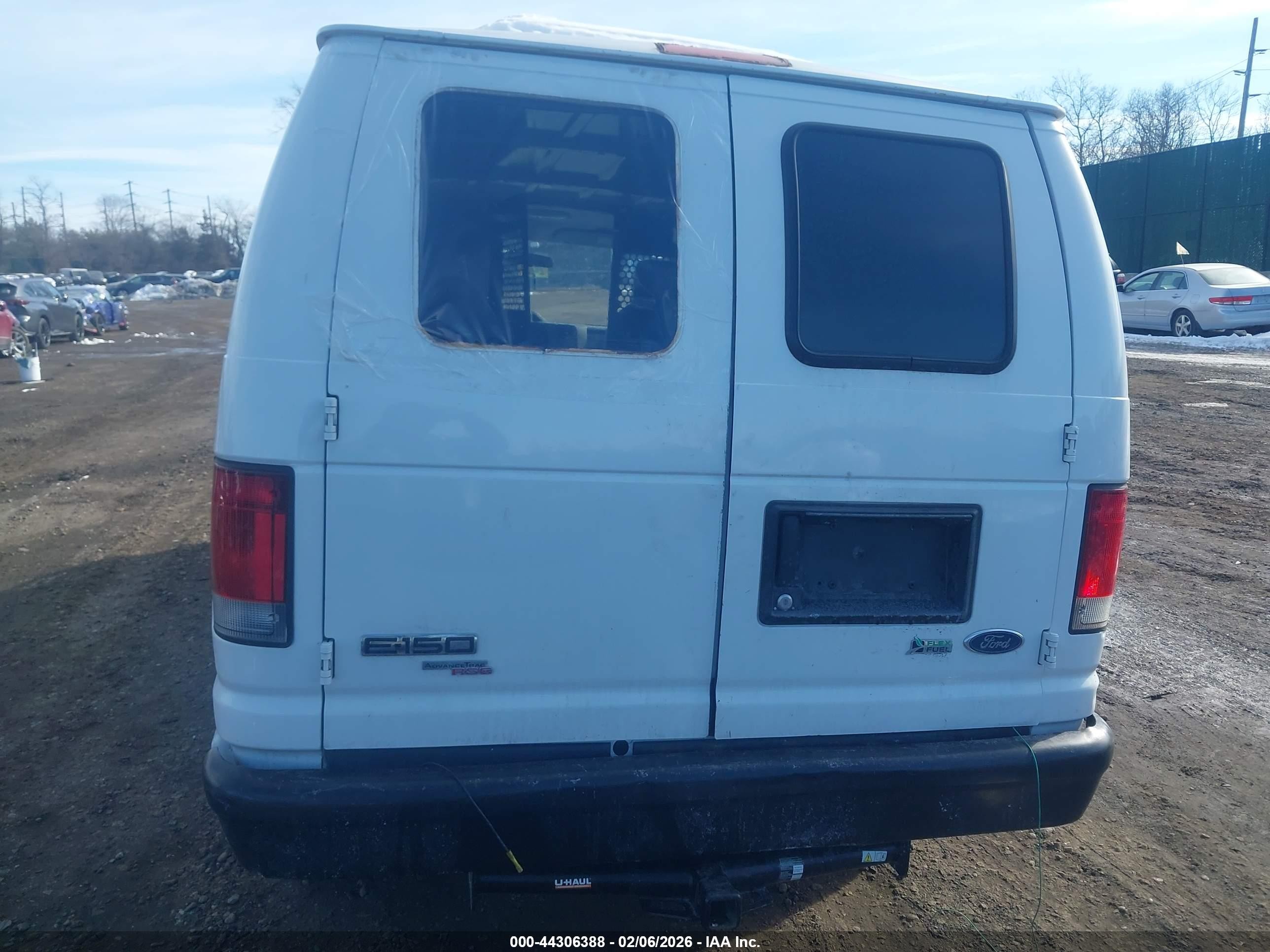 2011 Ford E-150 Commercial White vin: 1FTNE1EW2BDA52638