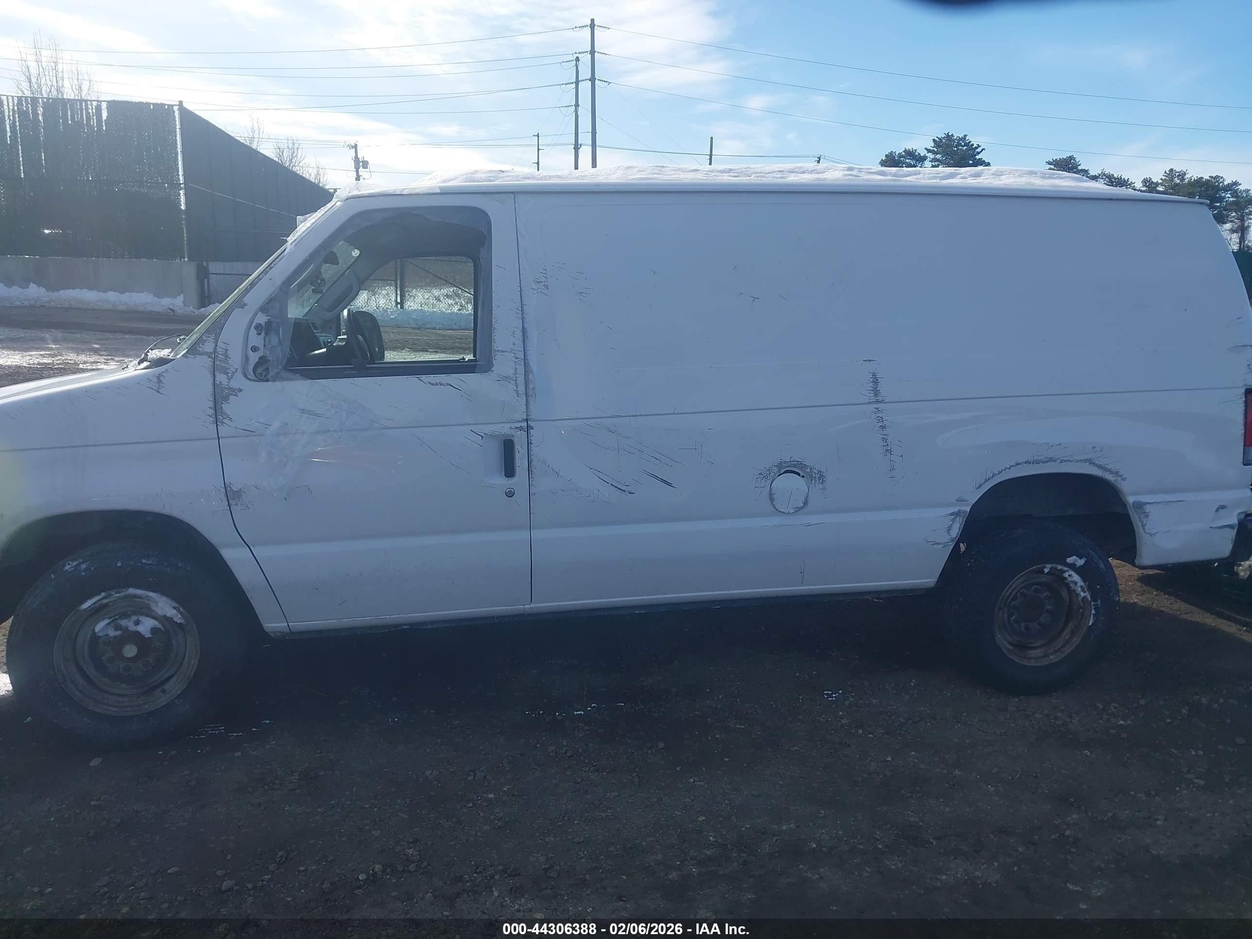 2011 Ford E-150 Commercial White vin: 1FTNE1EW2BDA52638
