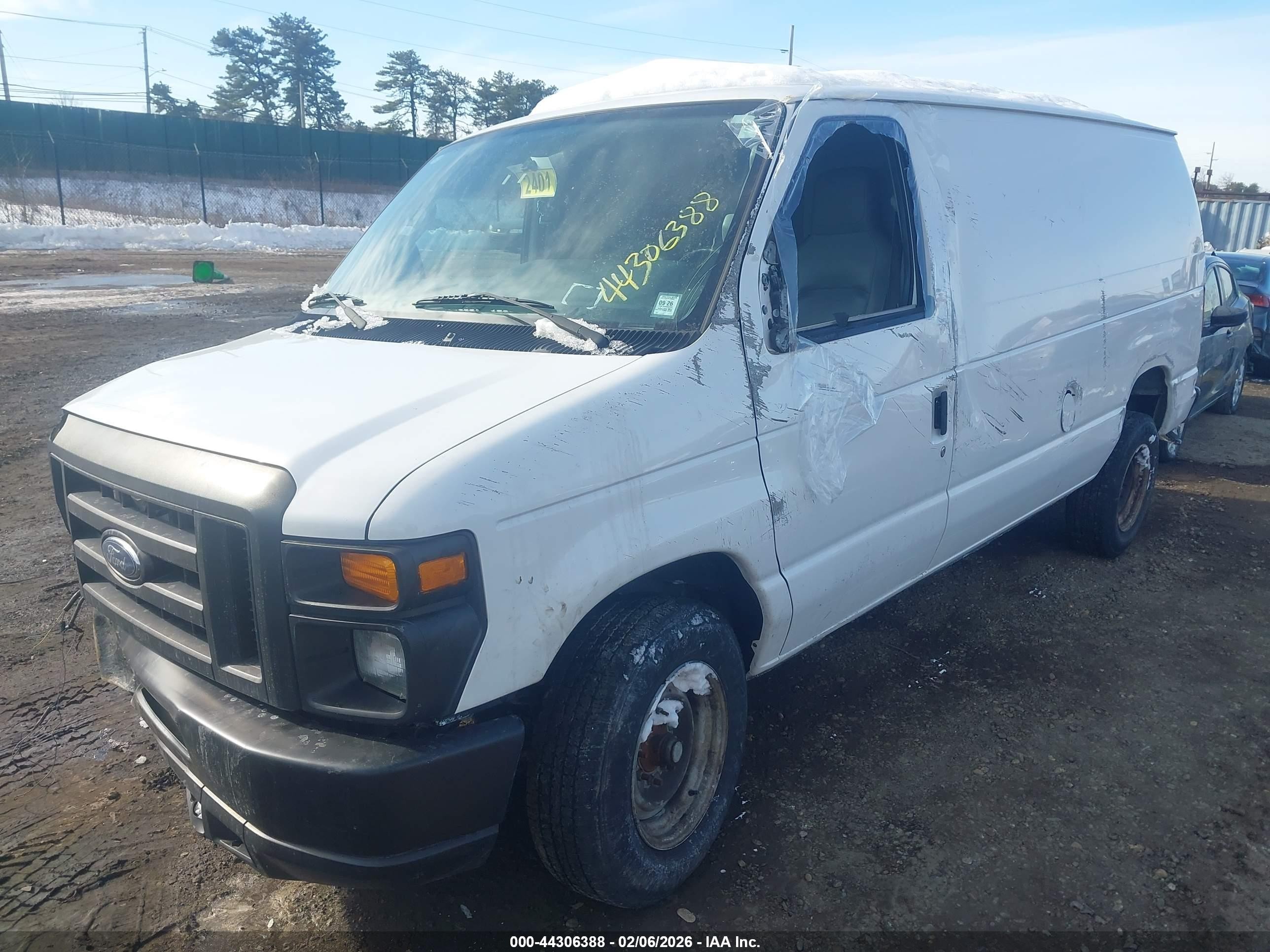 2011 Ford E-150 Commercial White vin: 1FTNE1EW2BDA52638