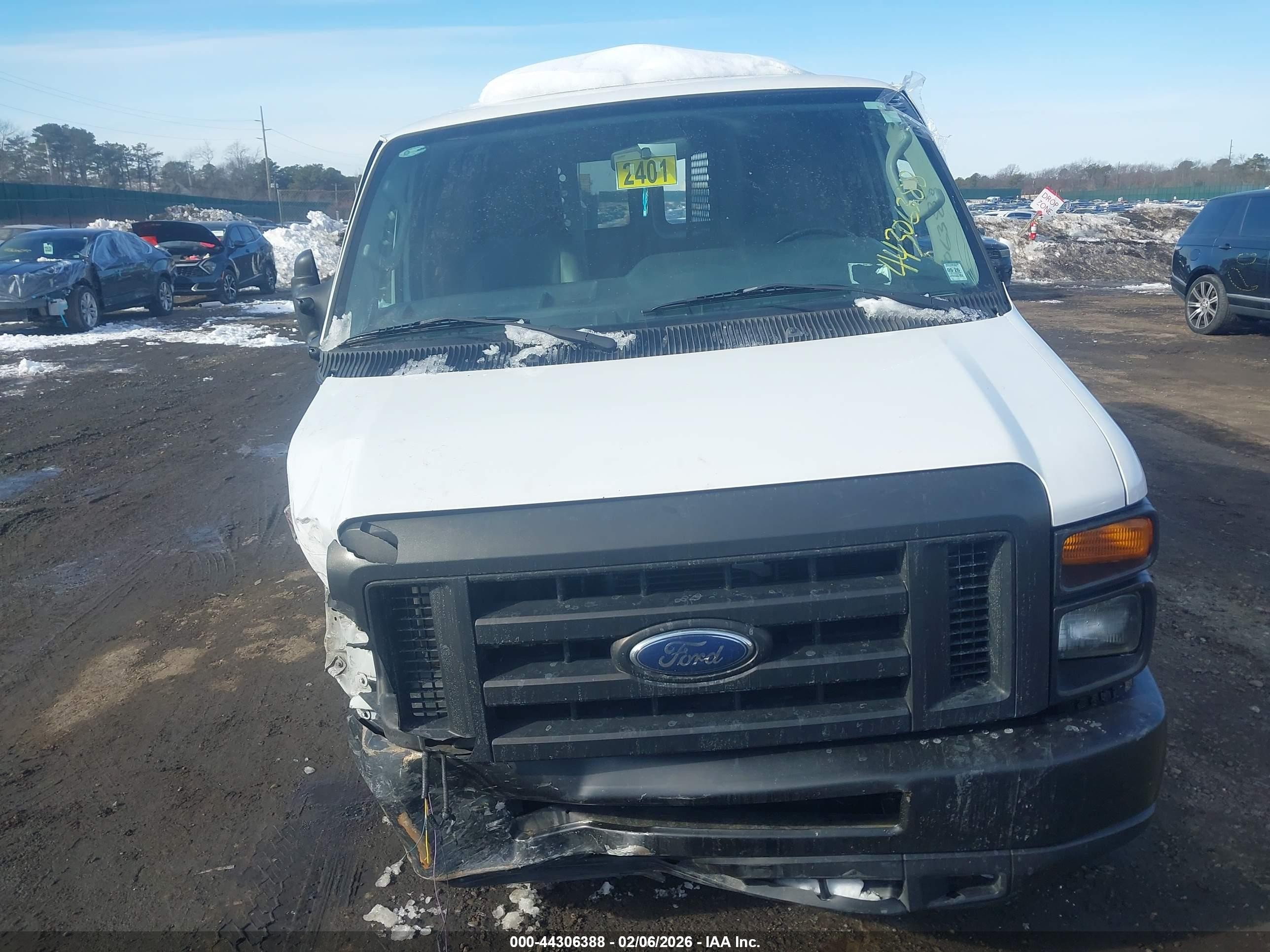 2011 Ford E-150 Commercial White vin: 1FTNE1EW2BDA52638