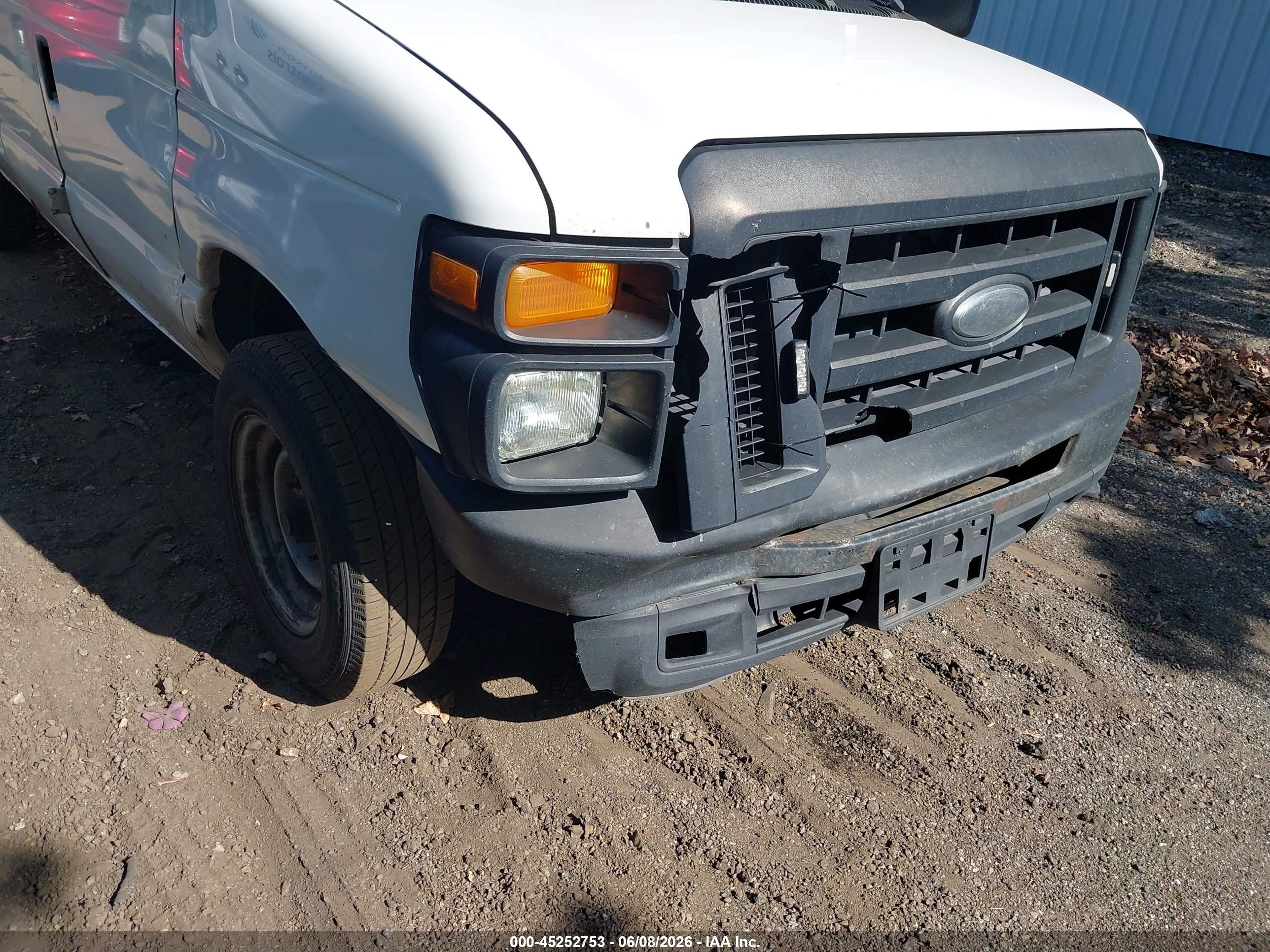 2012 Ford E-150 Commercial White vin: 1FTNE1EW3CDB06403
