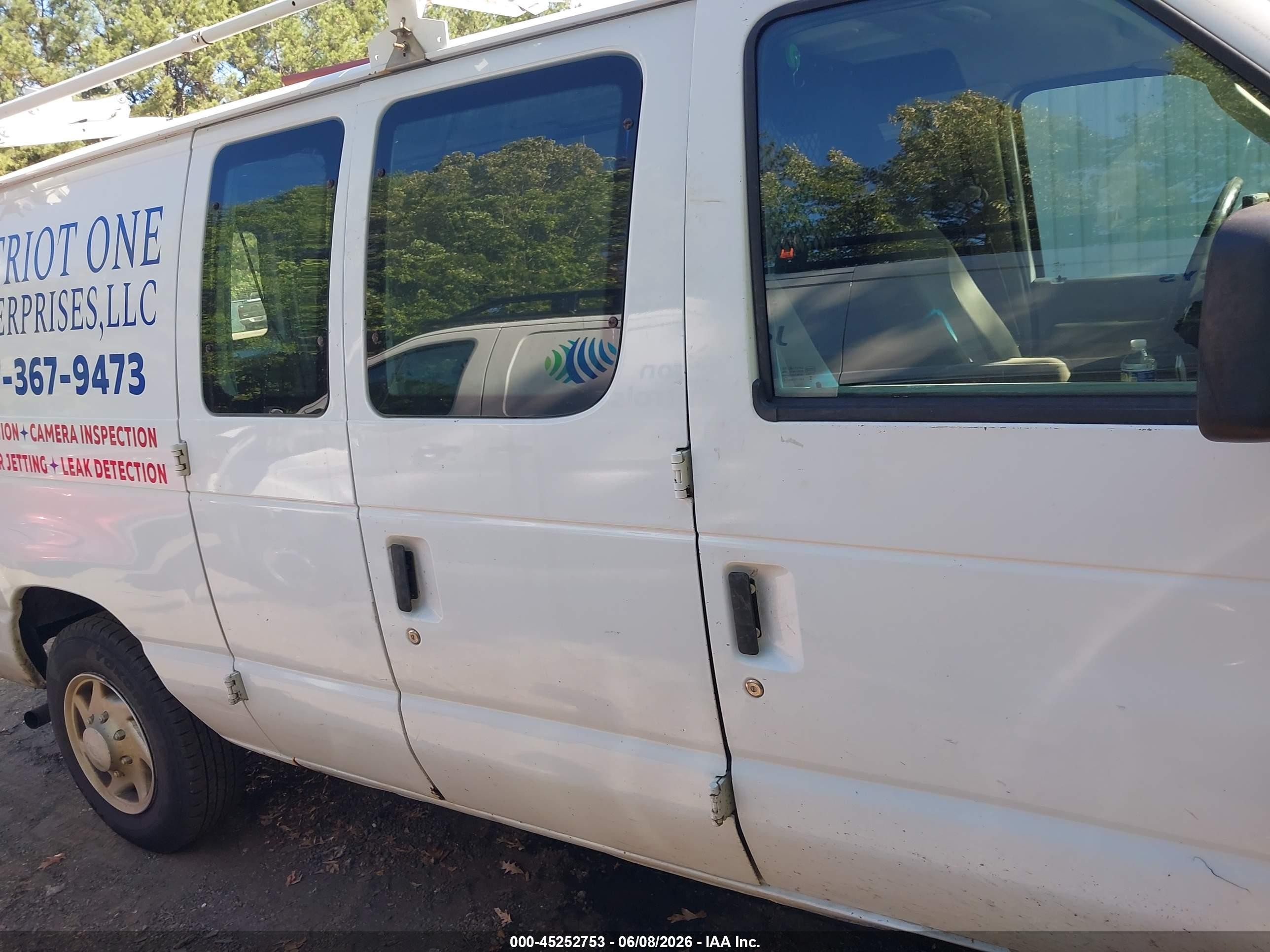 2012 Ford E-150 Commercial White vin: 1FTNE1EW3CDB06403