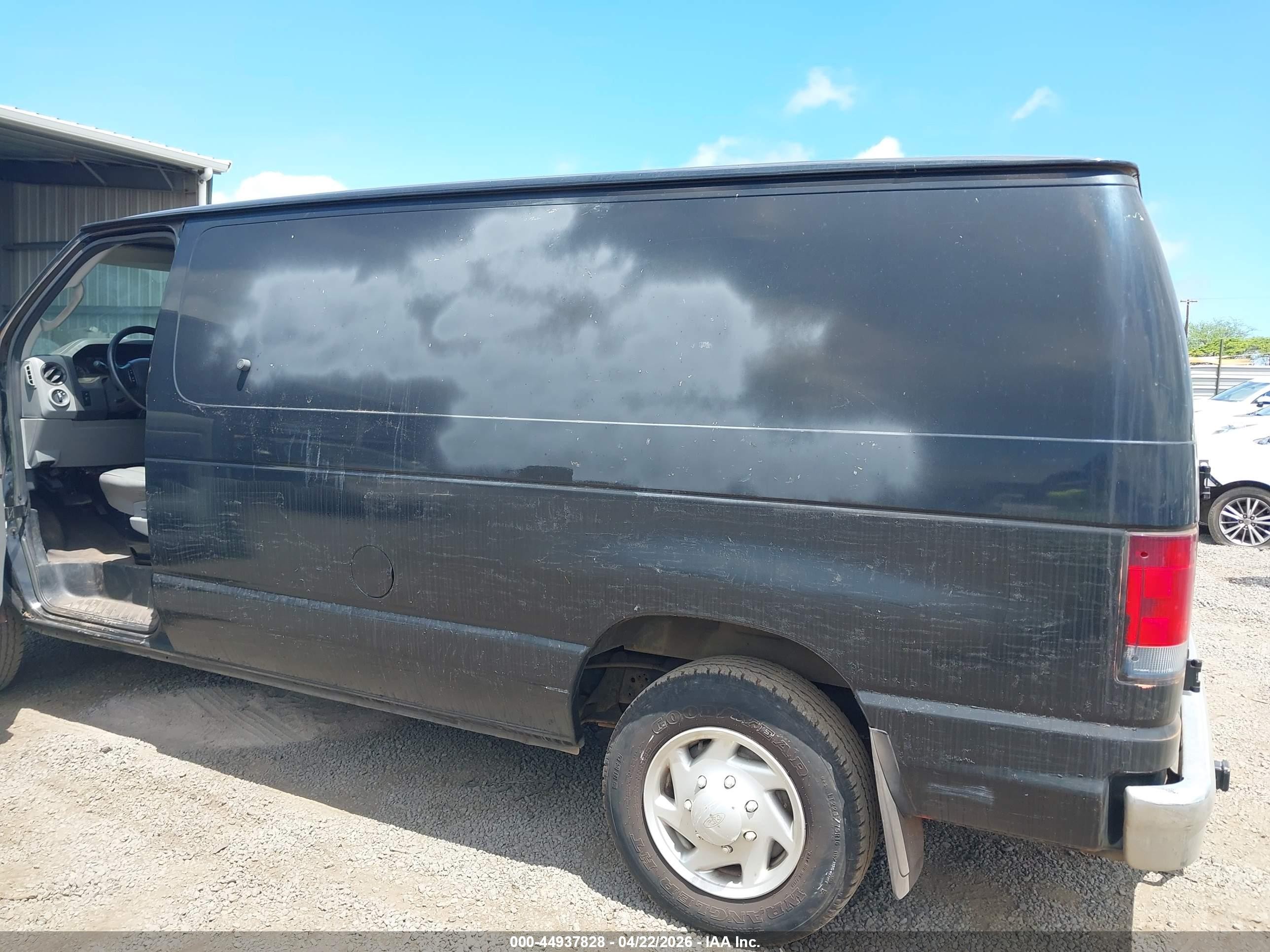 2013 Ford E-150 Commercial Black vin: 1FTNE1EW3DDB19508