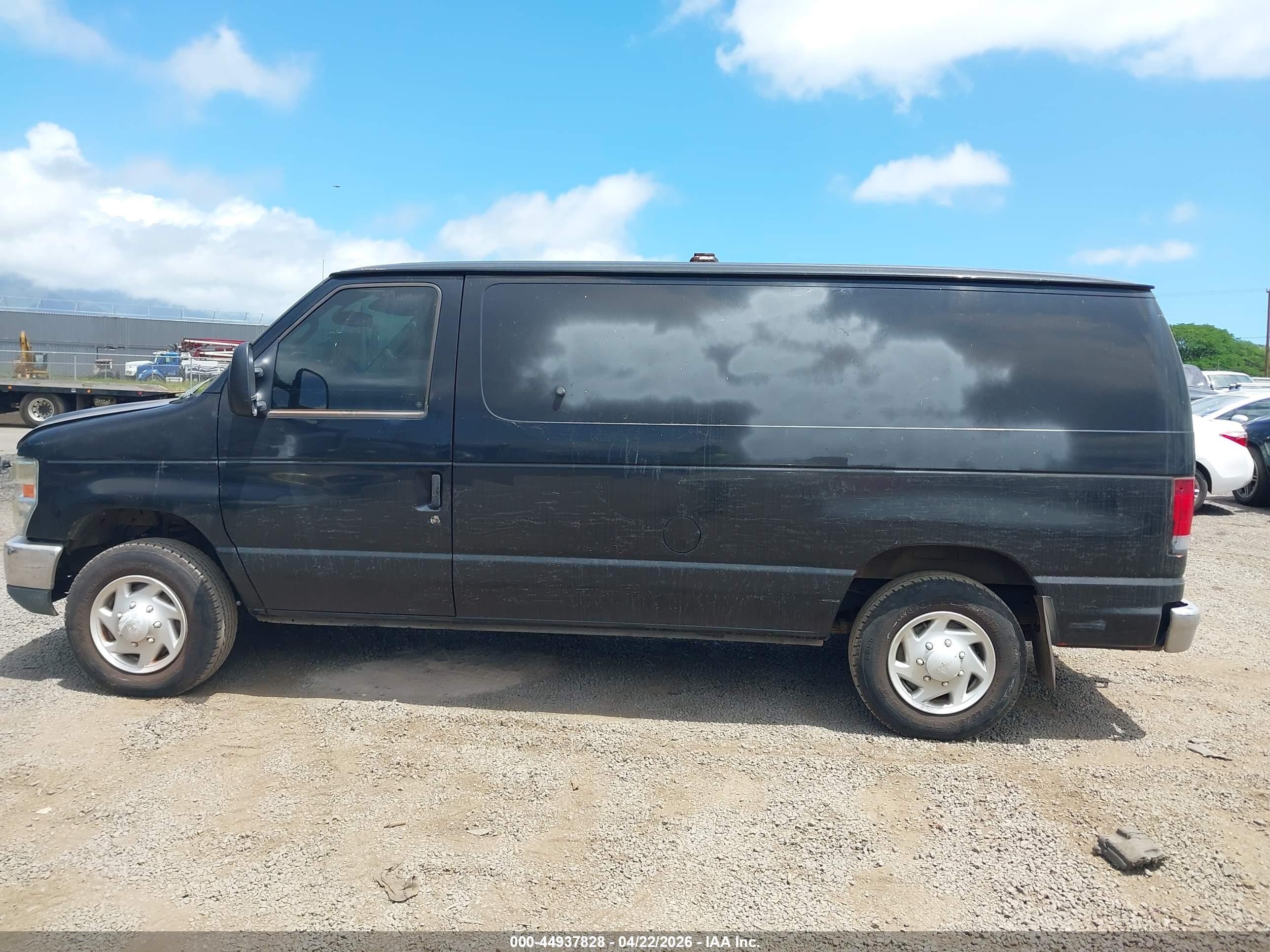 2013 Ford E-150 Commercial Black vin: 1FTNE1EW3DDB19508