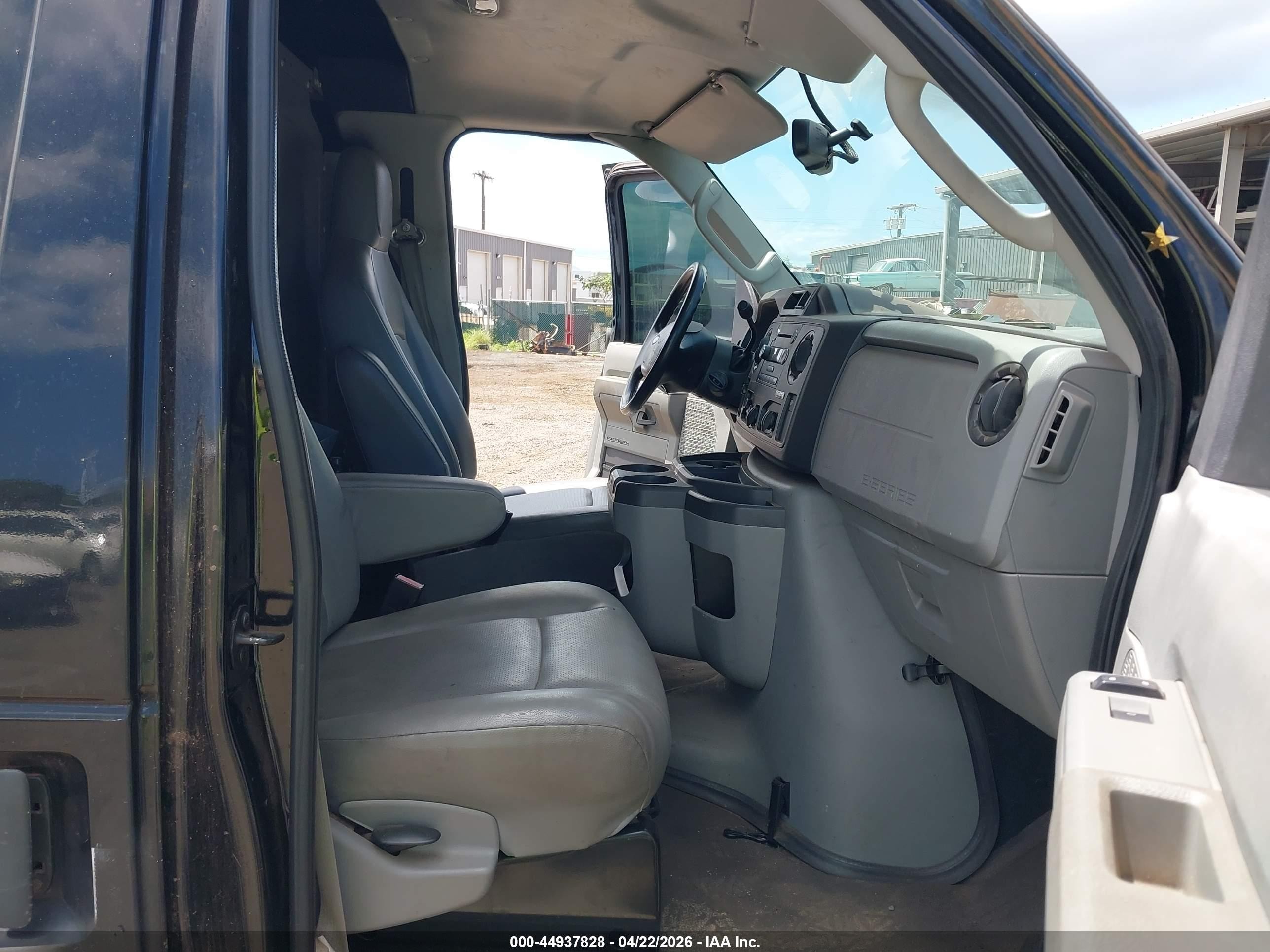 2013 Ford E-150 Commercial Black vin: 1FTNE1EW3DDB19508