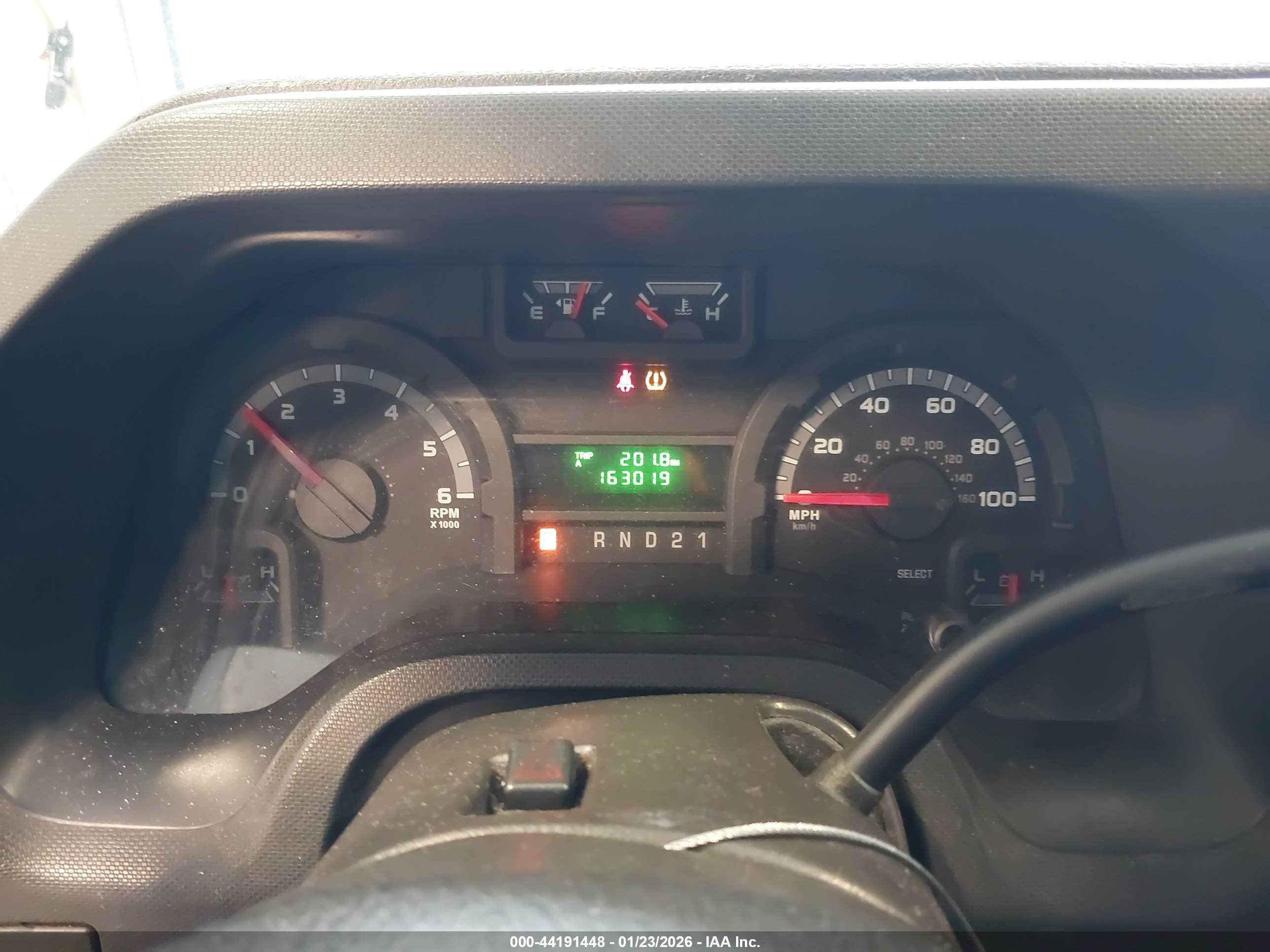 2010 Ford E-150 Commercial/recreational White vin: 1FTNE1EW4ADA91133