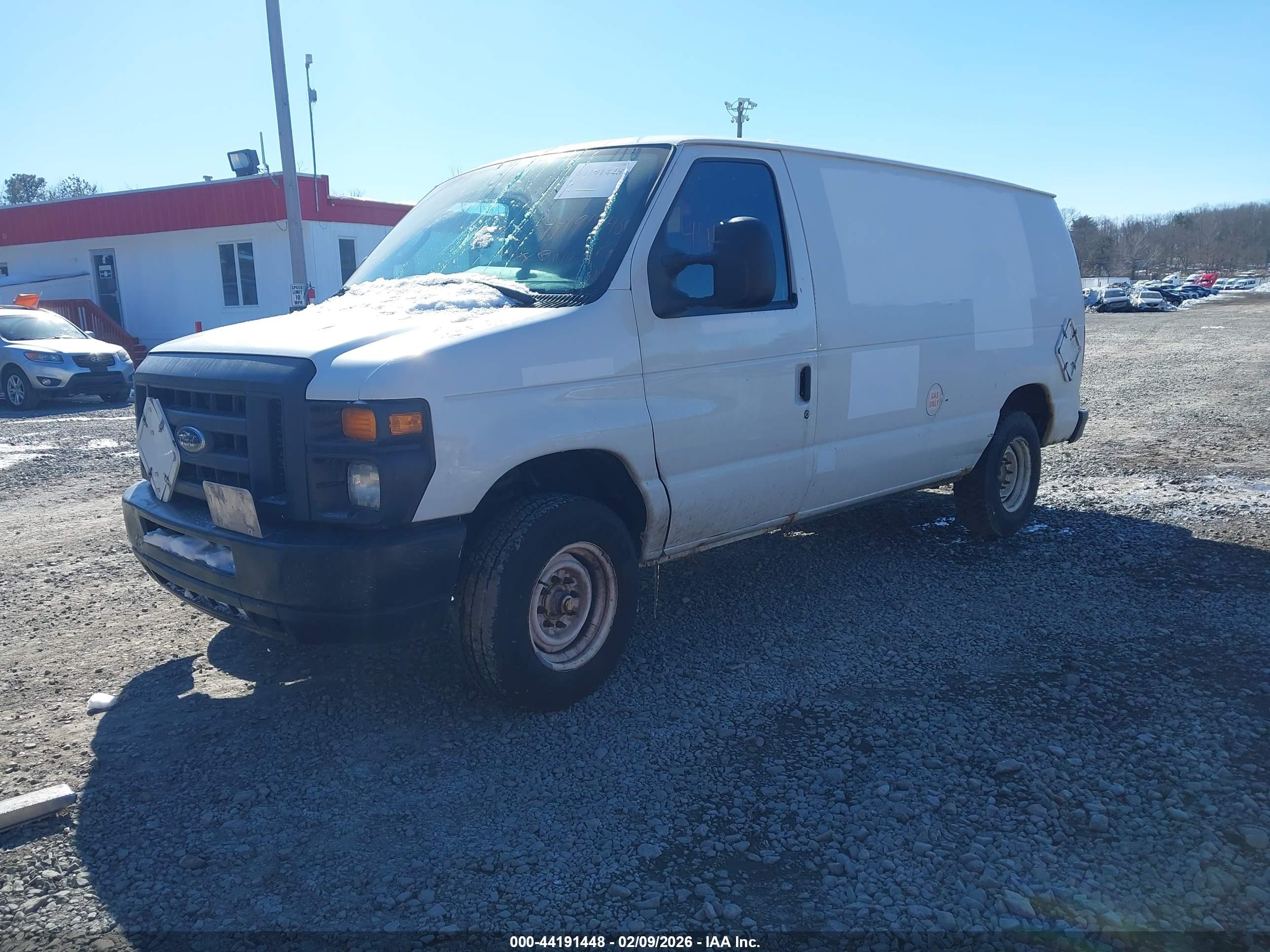 2010 Ford E-150 Commercial/recreational White vin: 1FTNE1EW4ADA91133