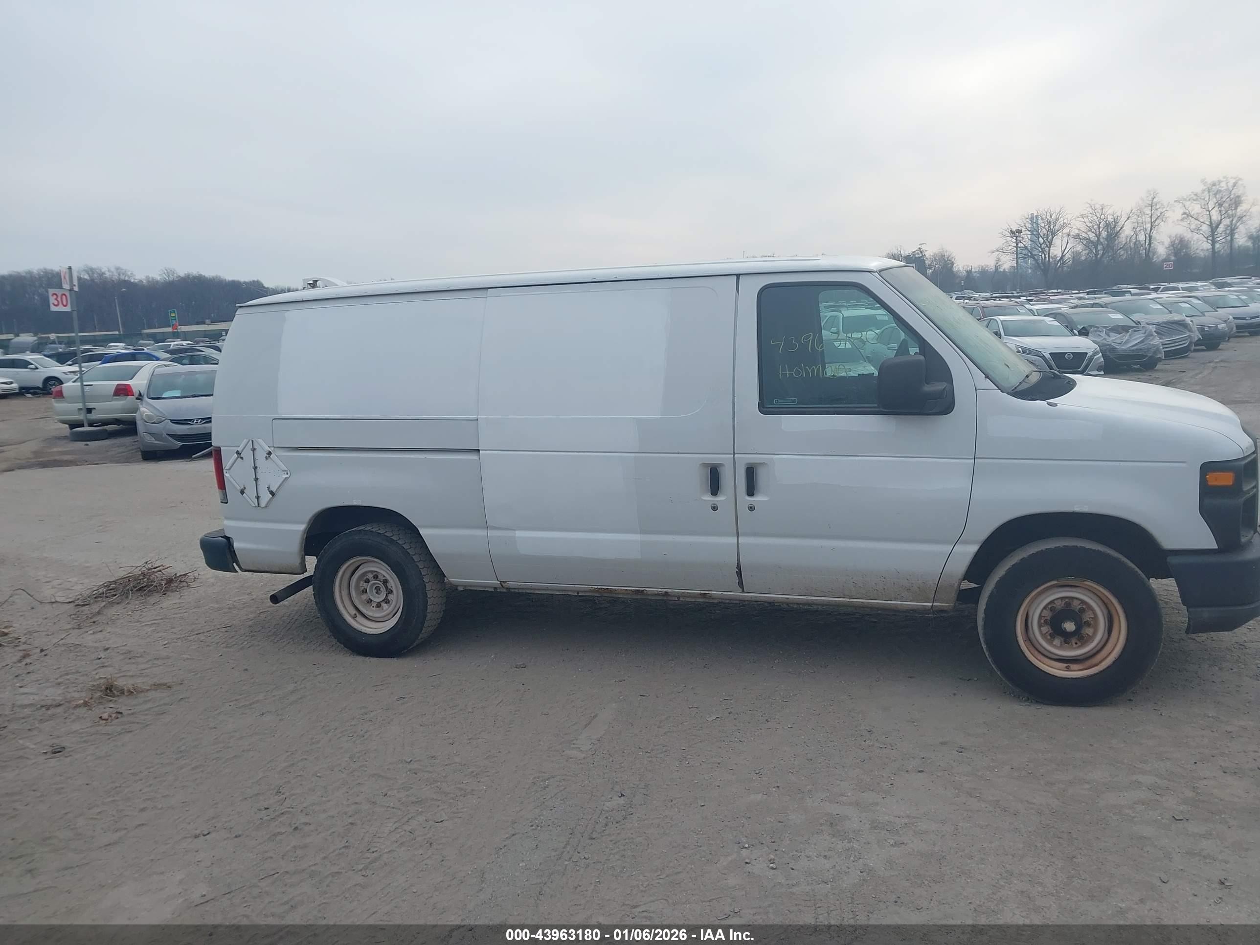 2010 Ford E-150 Commercial/recreational White vin: 1FTNE1EW4ADA91648