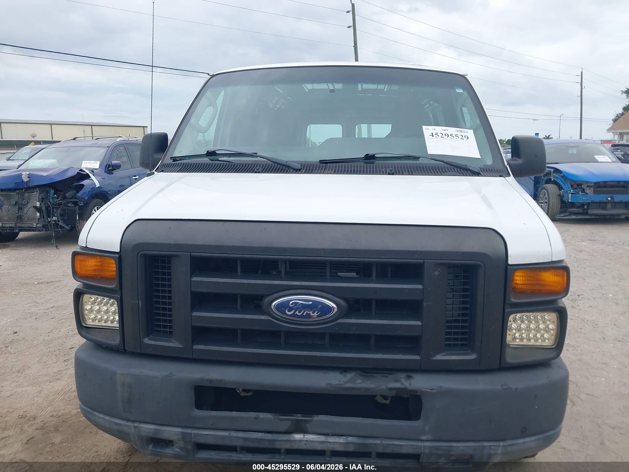 2011 Ford E-150 Commercial White vin: 1FTNE1EW4BDA69523