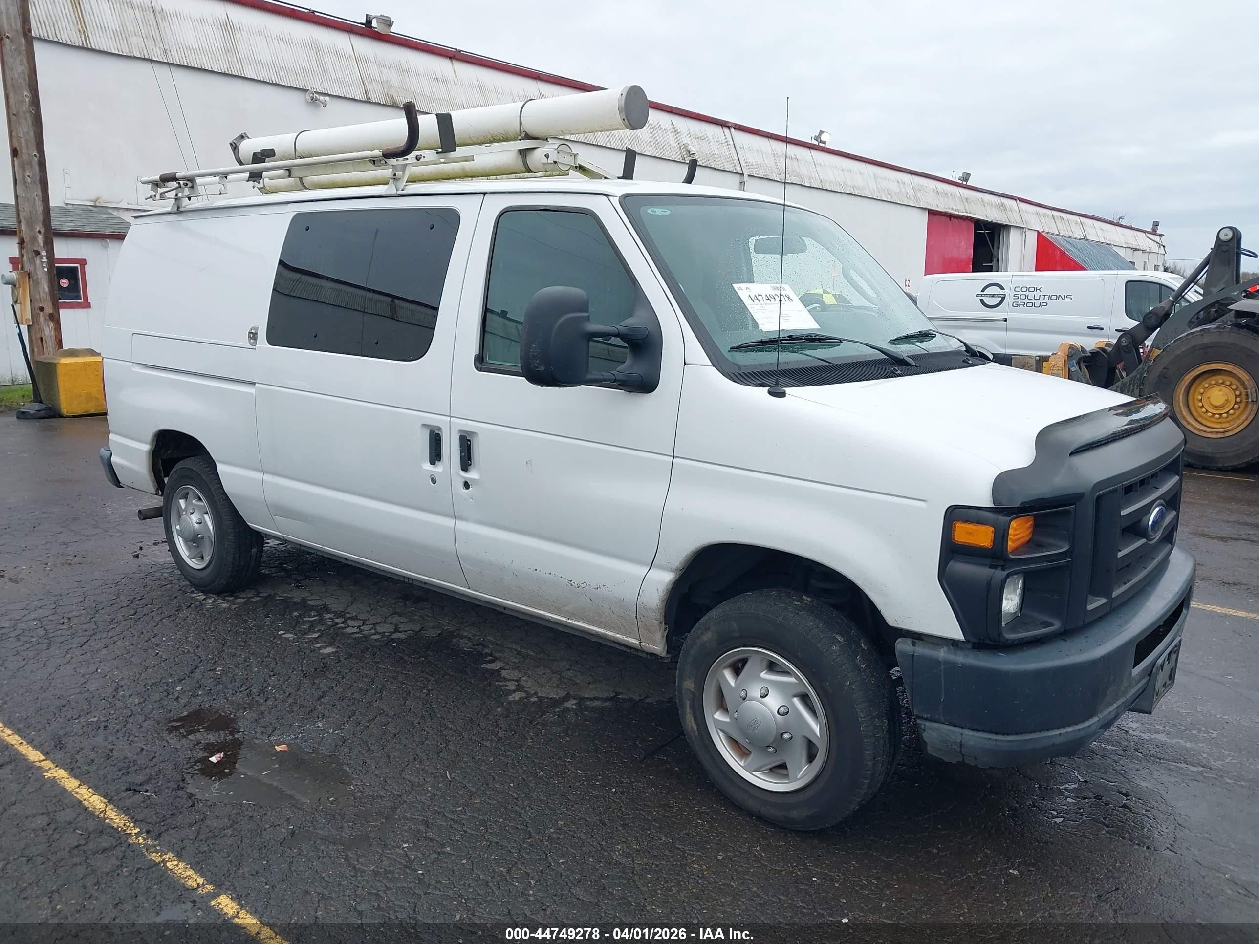 2010 Ford E-150 Commercial/recreational White vin: 1FTNE1EW5ADA59212