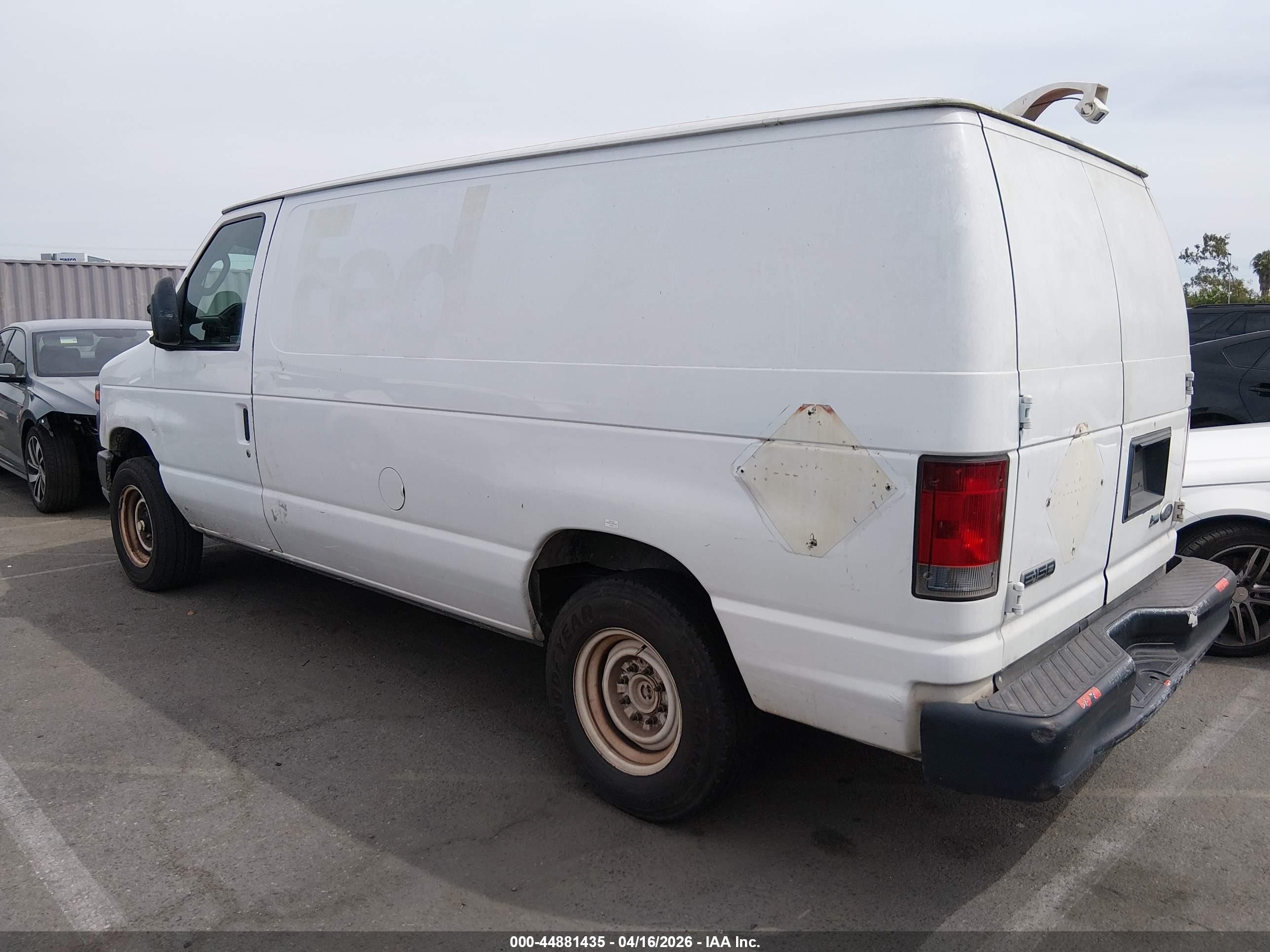2010 Ford E-150 Commercial/recreational White vin: 1FTNE1EW5ADA90864