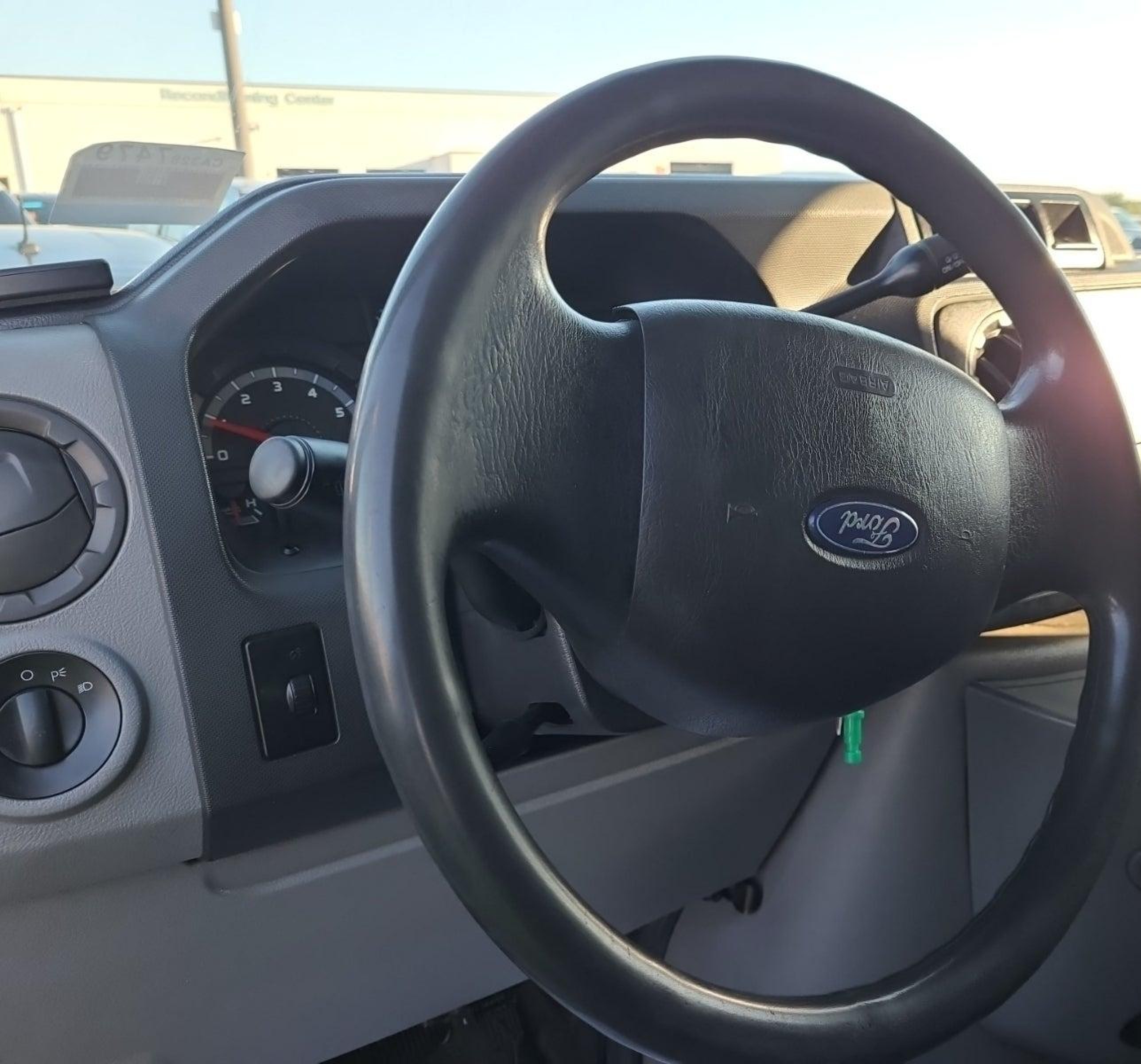 2010 Ford E-150 Commercial vin: 1FTNE1EW5ADA90881