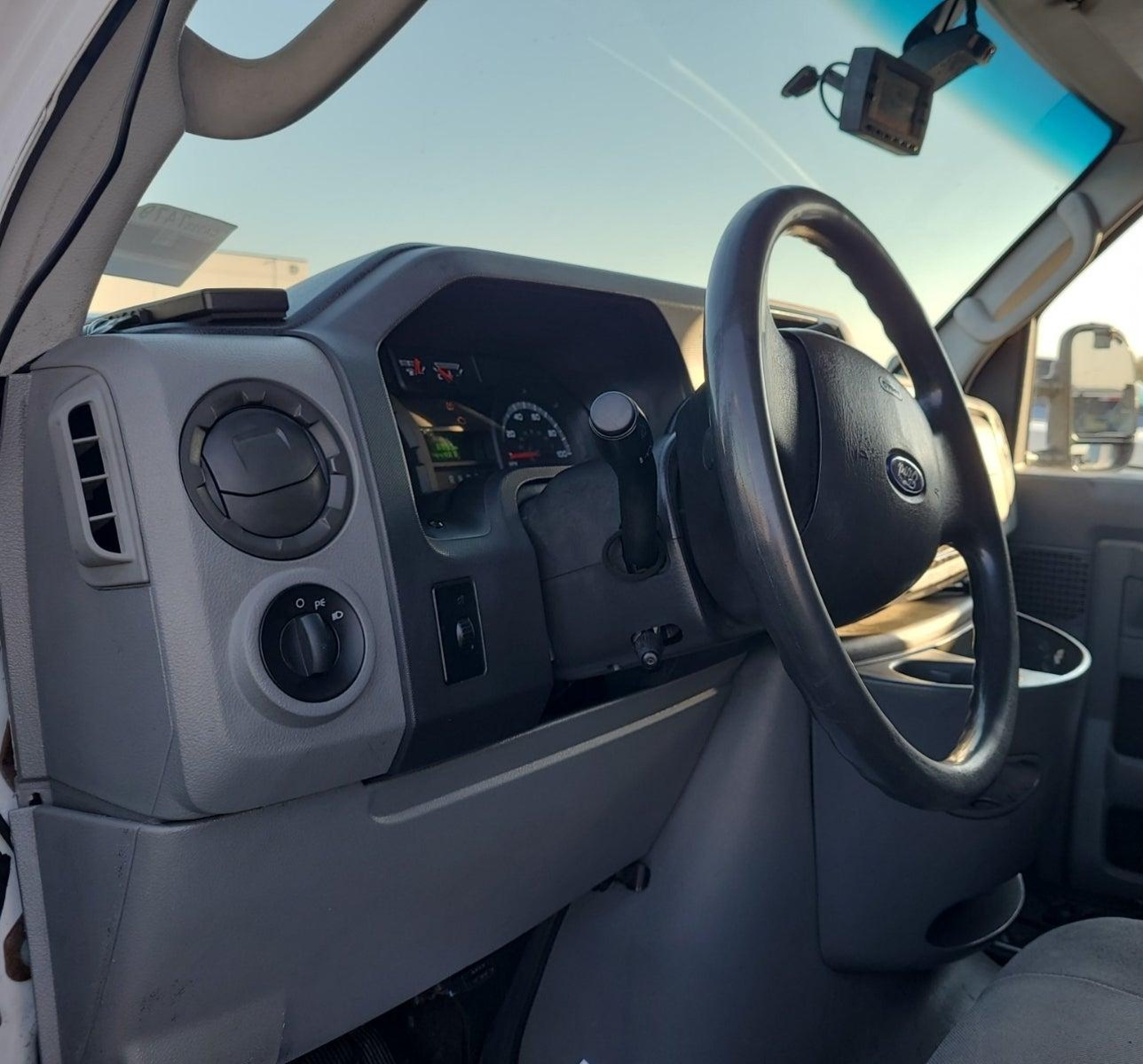 2010 Ford E-150 Commercial vin: 1FTNE1EW5ADA90881