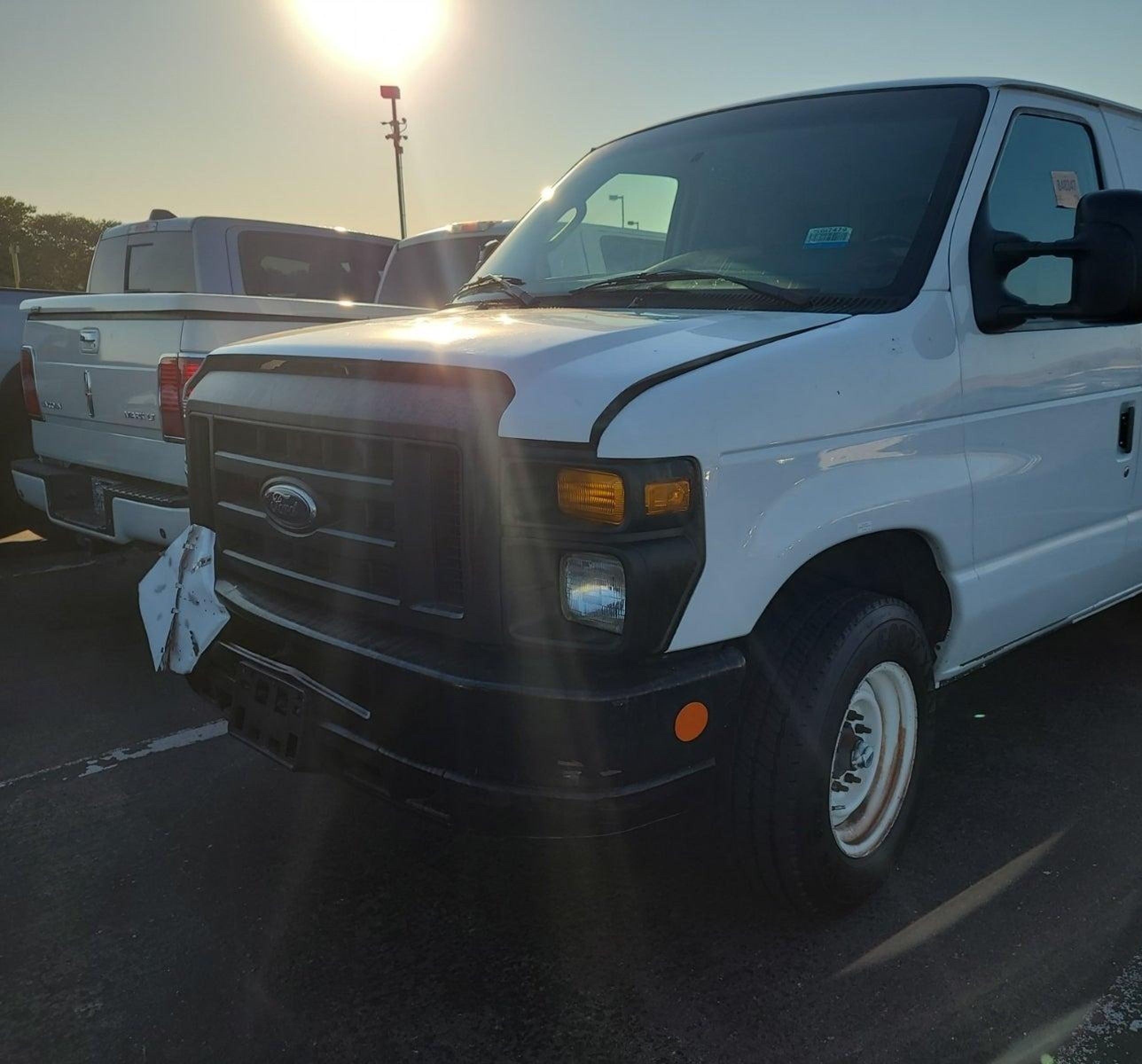 2010 Ford E-150 Commercial vin: 1FTNE1EW5ADA90881
