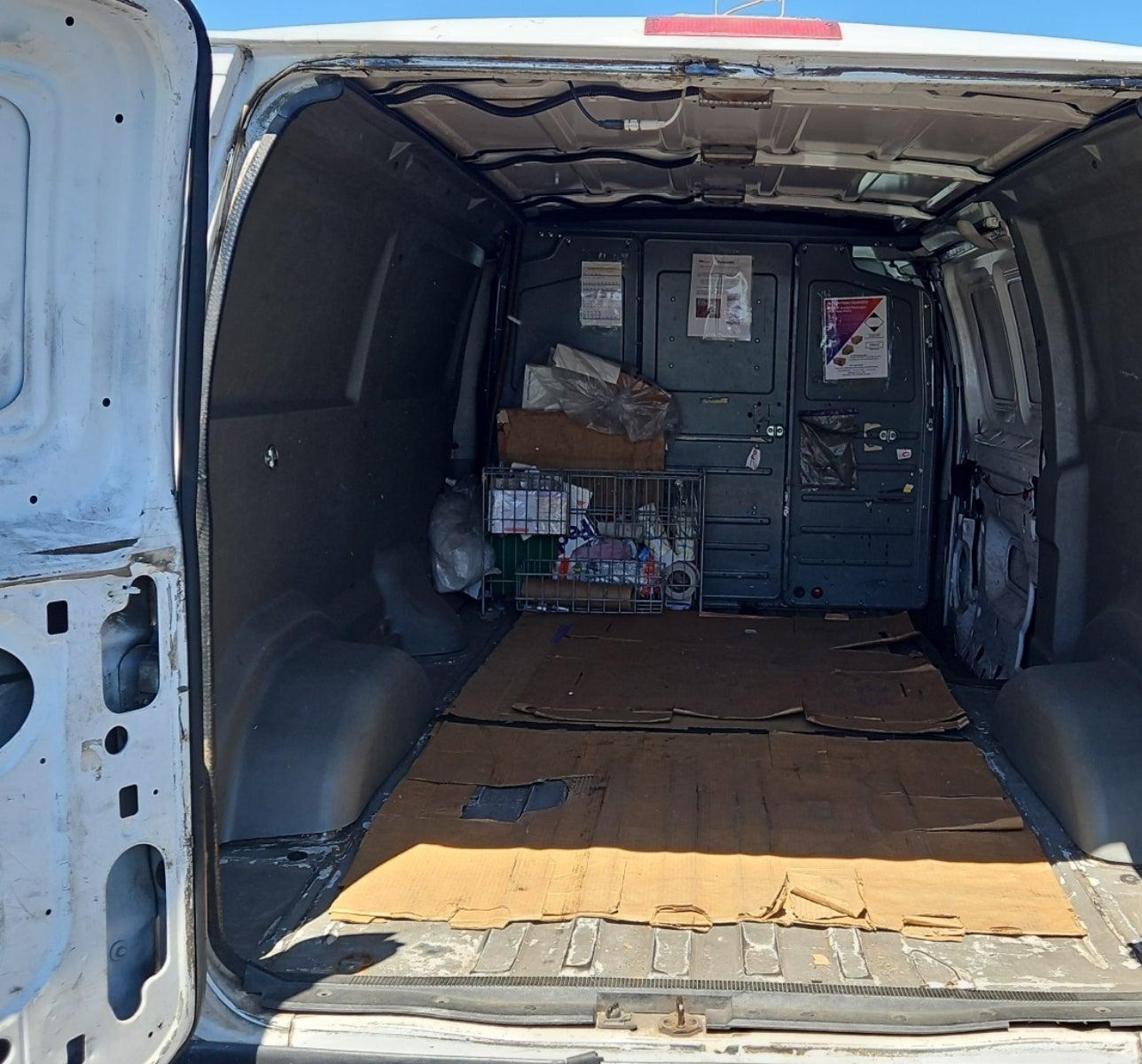 2010 Ford E-150 Commercial vin: 1FTNE1EW5ADA90881