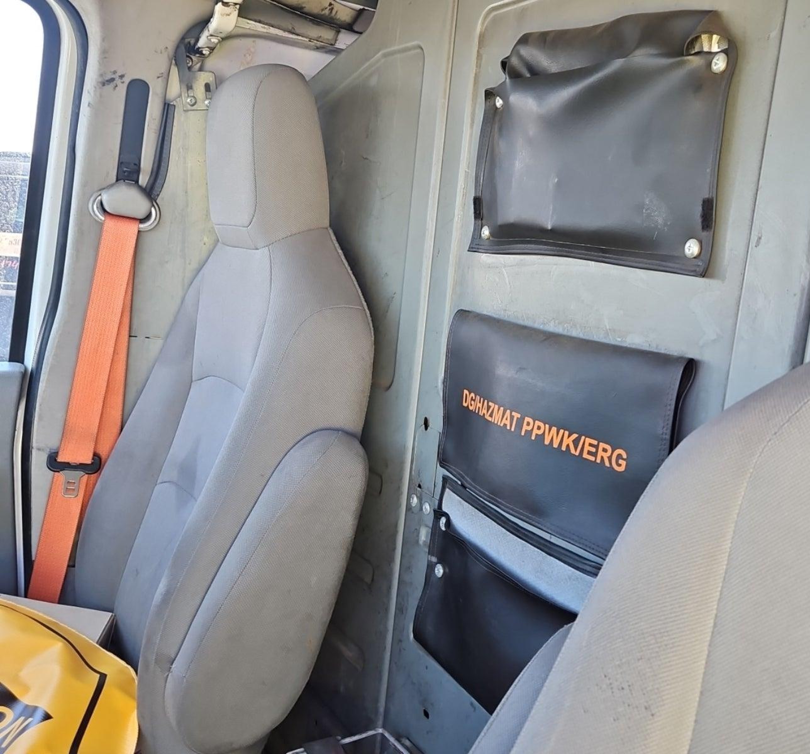 2010 Ford E-150 Commercial vin: 1FTNE1EW5ADA90881