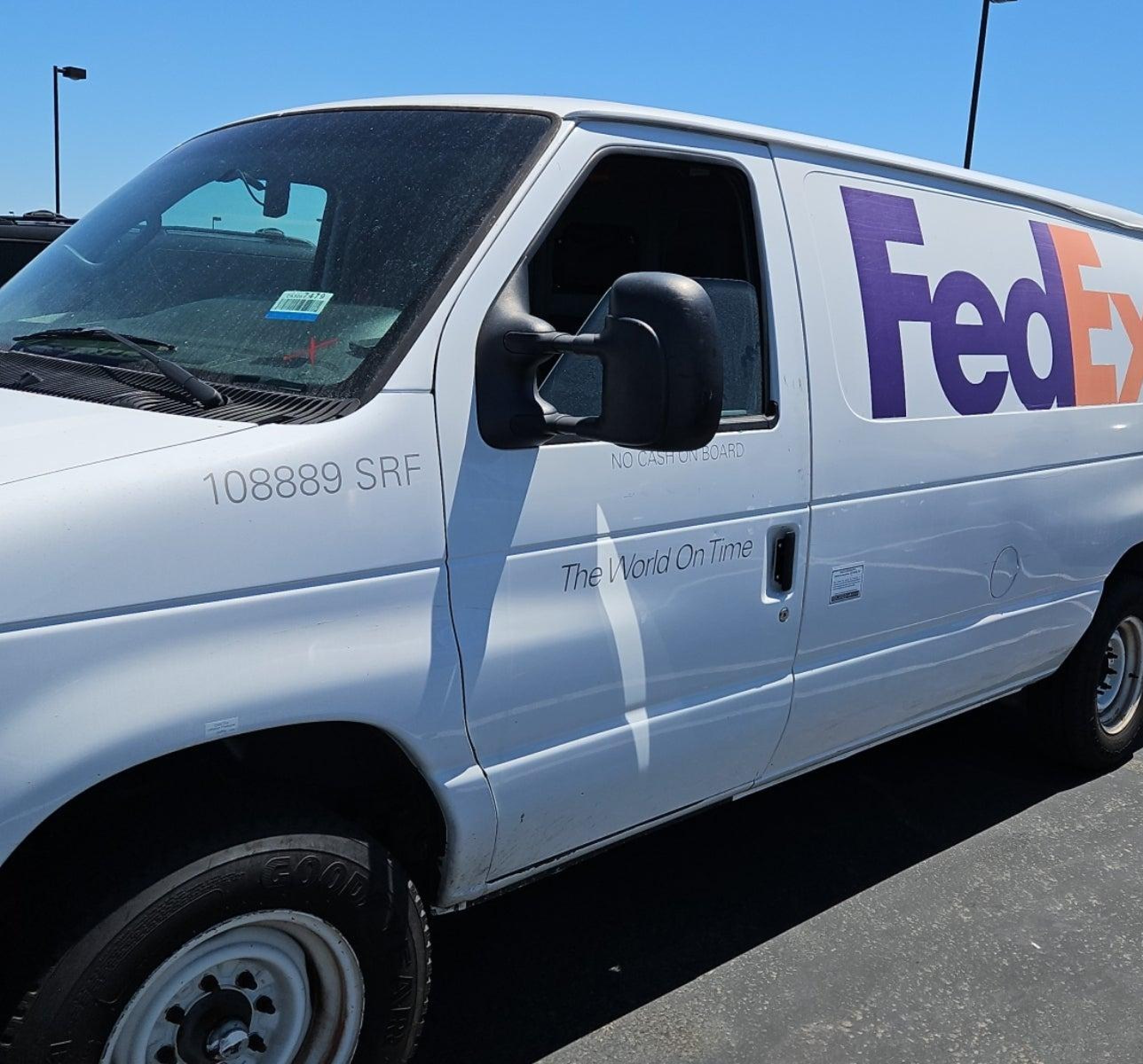 2010 Ford E-150 Commercial vin: 1FTNE1EW5ADA90881