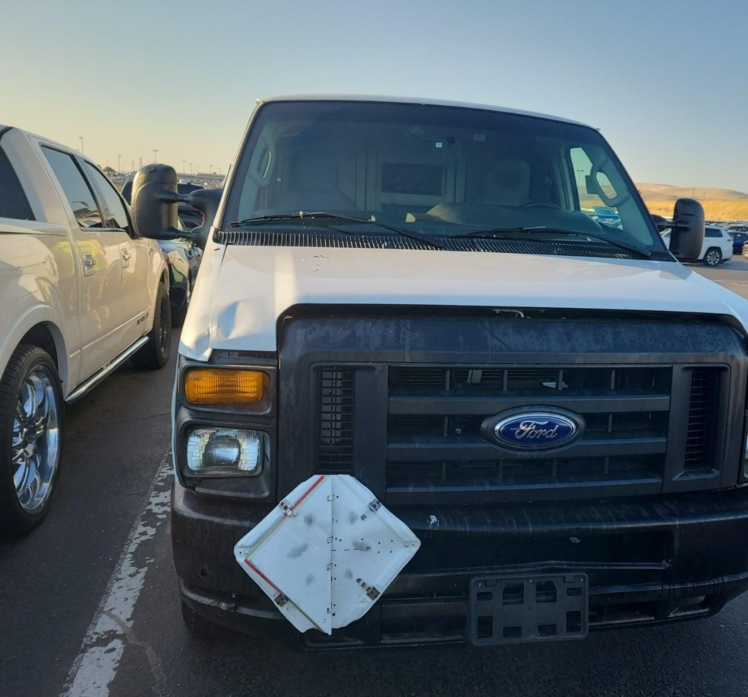 2010 Ford E-150 Commercial vin: 1FTNE1EW5ADA90881
