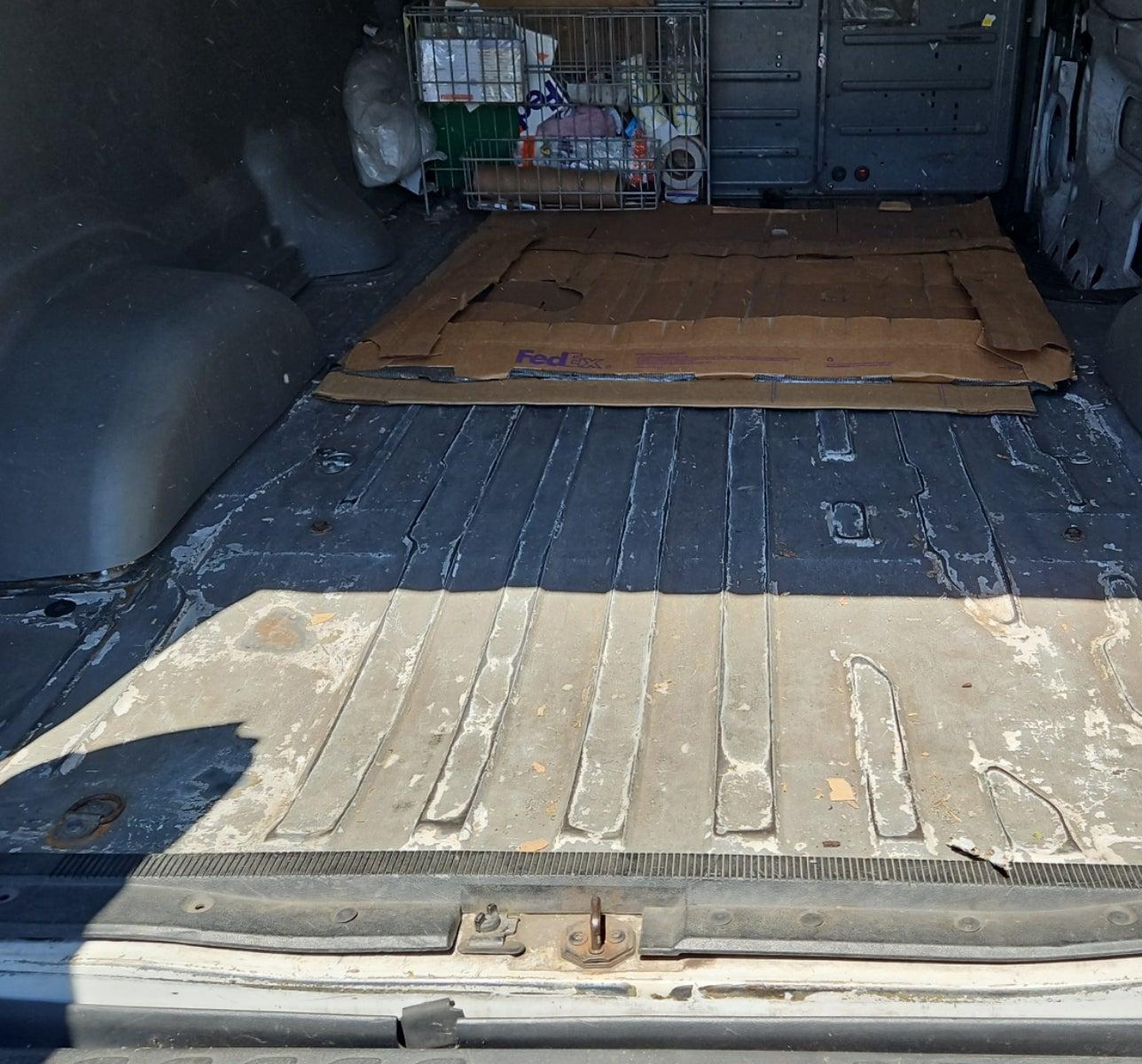 2010 Ford E-150 Commercial vin: 1FTNE1EW5ADA90881