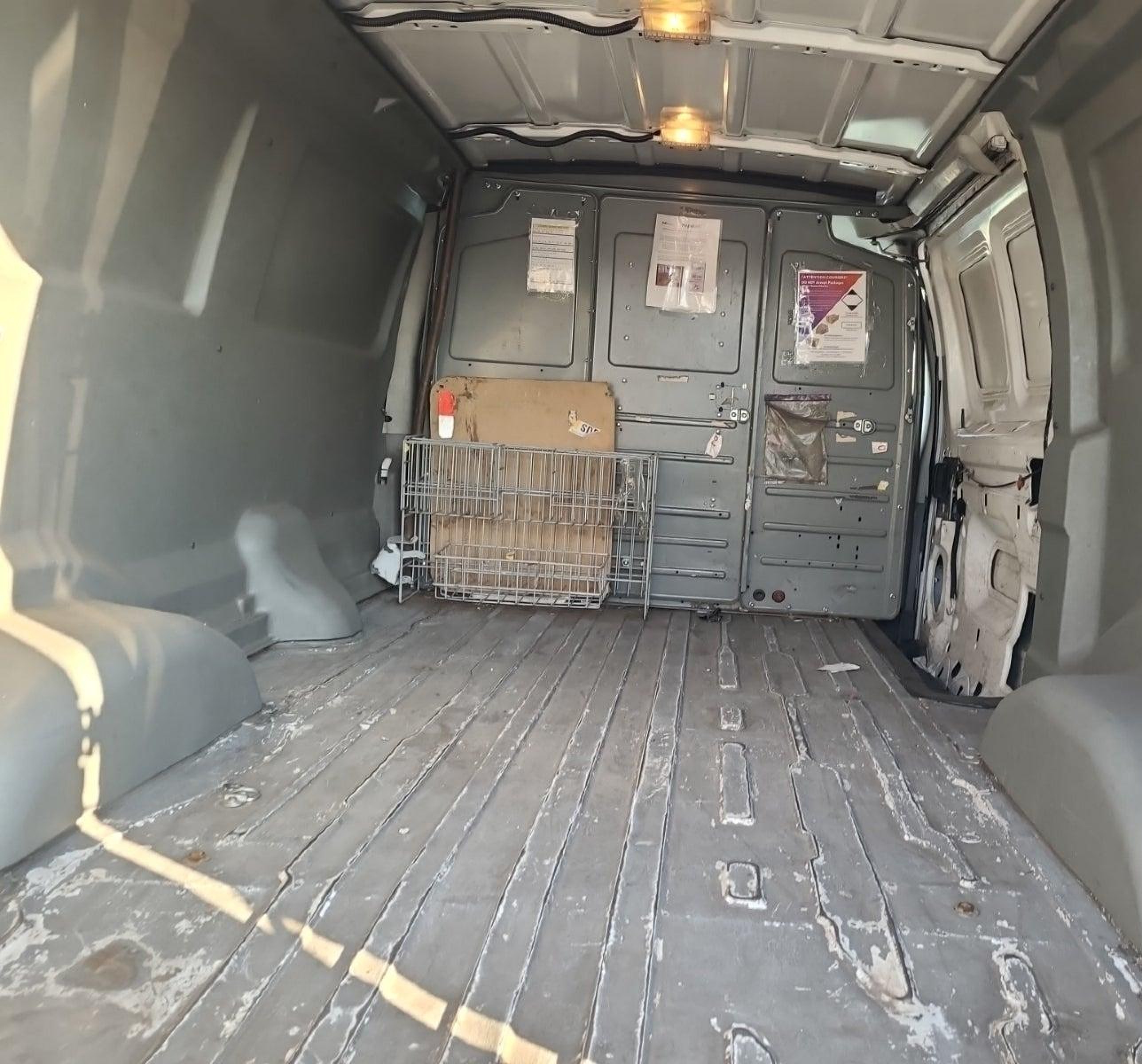 2010 Ford E-150 Commercial vin: 1FTNE1EW5ADA90881