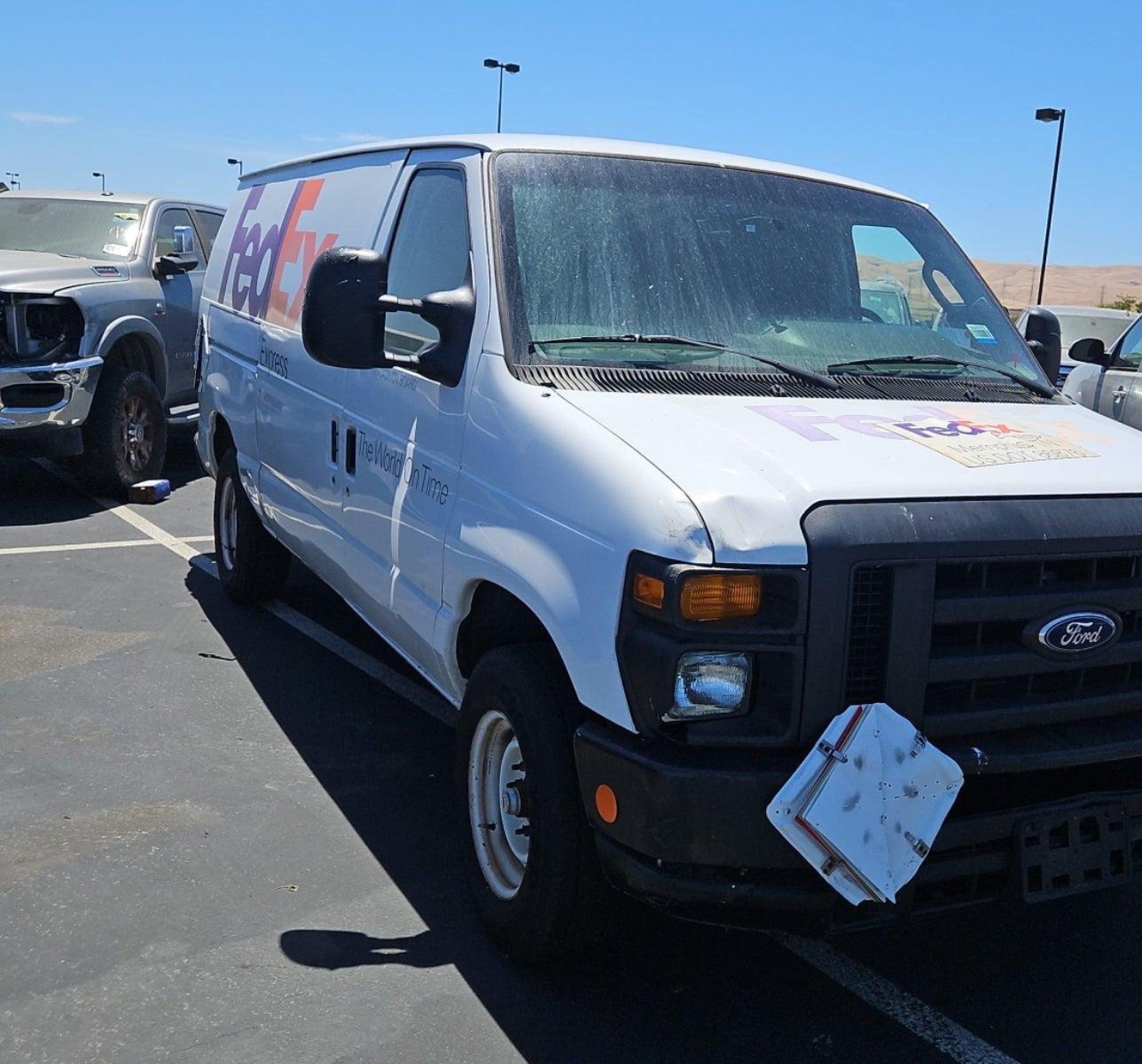 2010 Ford E-150 Commercial vin: 1FTNE1EW5ADA90881