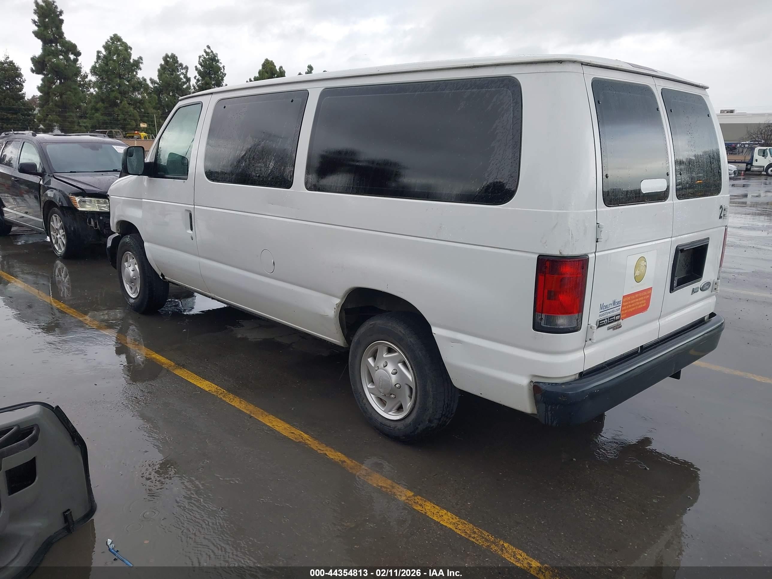 2011 Ford E-150 Commercial White vin: 1FTNE1EW5BDB14209