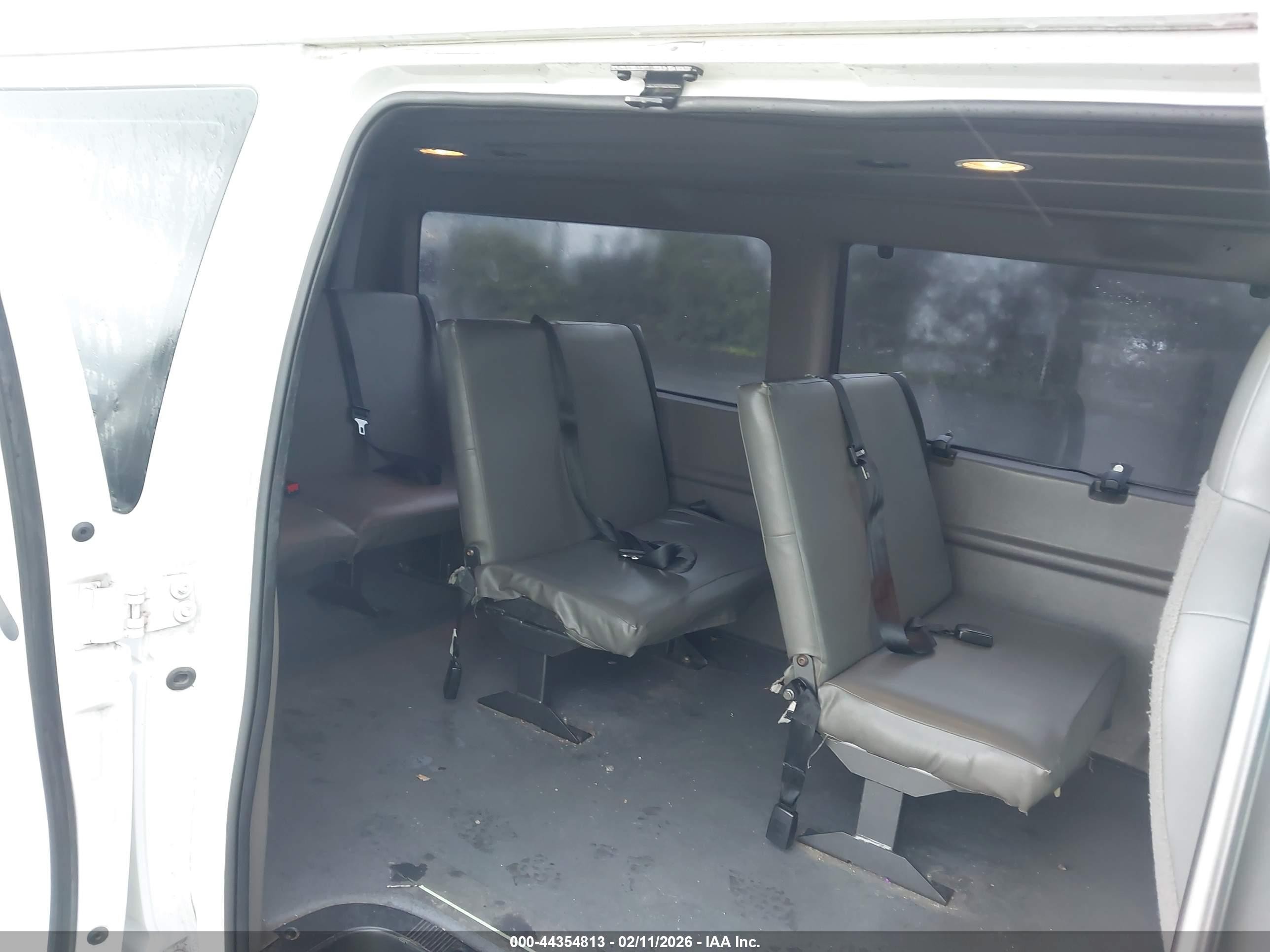 2011 Ford E-150 Commercial White vin: 1FTNE1EW5BDB14209