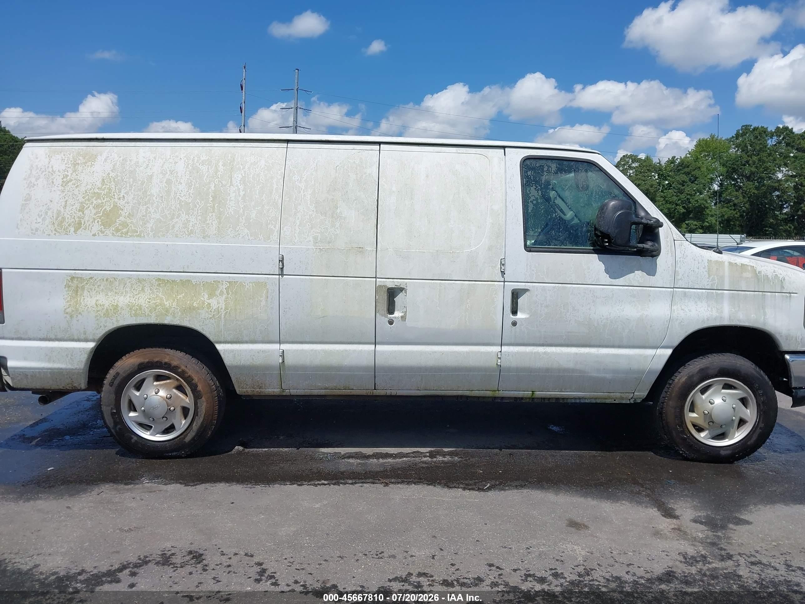 2013 Ford E-150 Commercial White vin: 1FTNE1EW5DDA38851