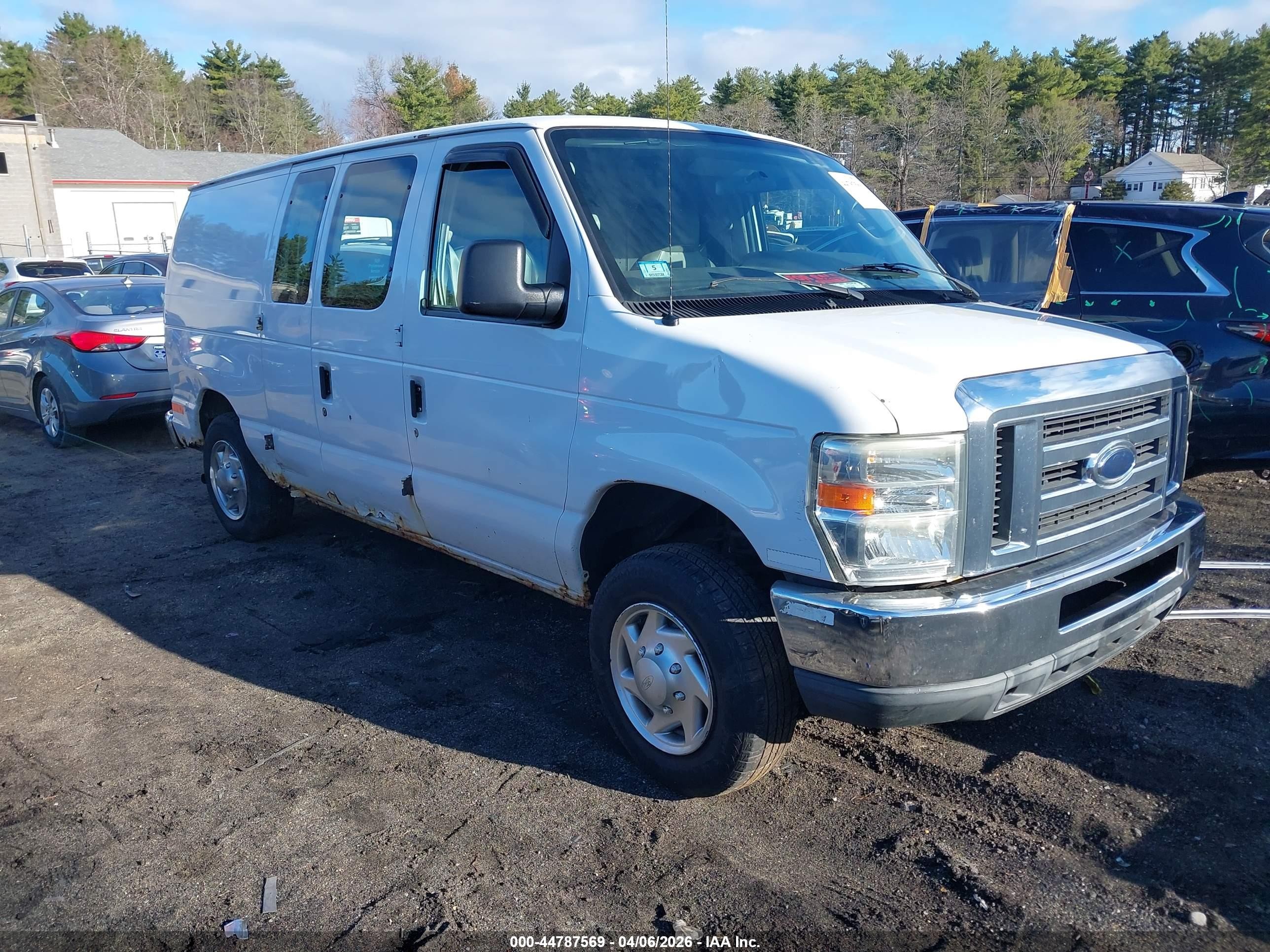 2010 Ford E-150 Commercial/recreational White vin: 1FTNE1EW6ADA69263