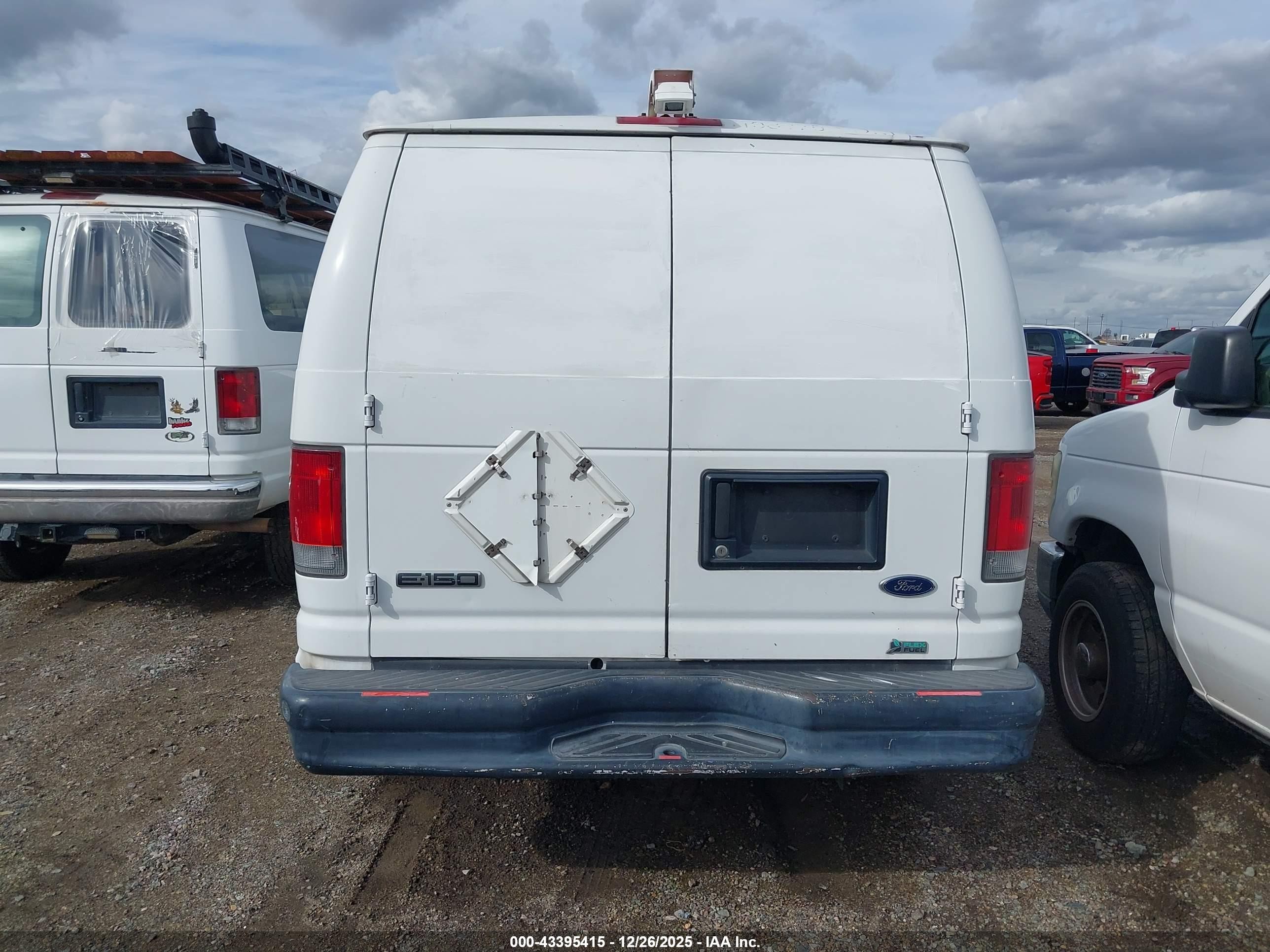 2010 Ford E-150 Commercial/recreational White vin: 1FTNE1EW6ADA90968