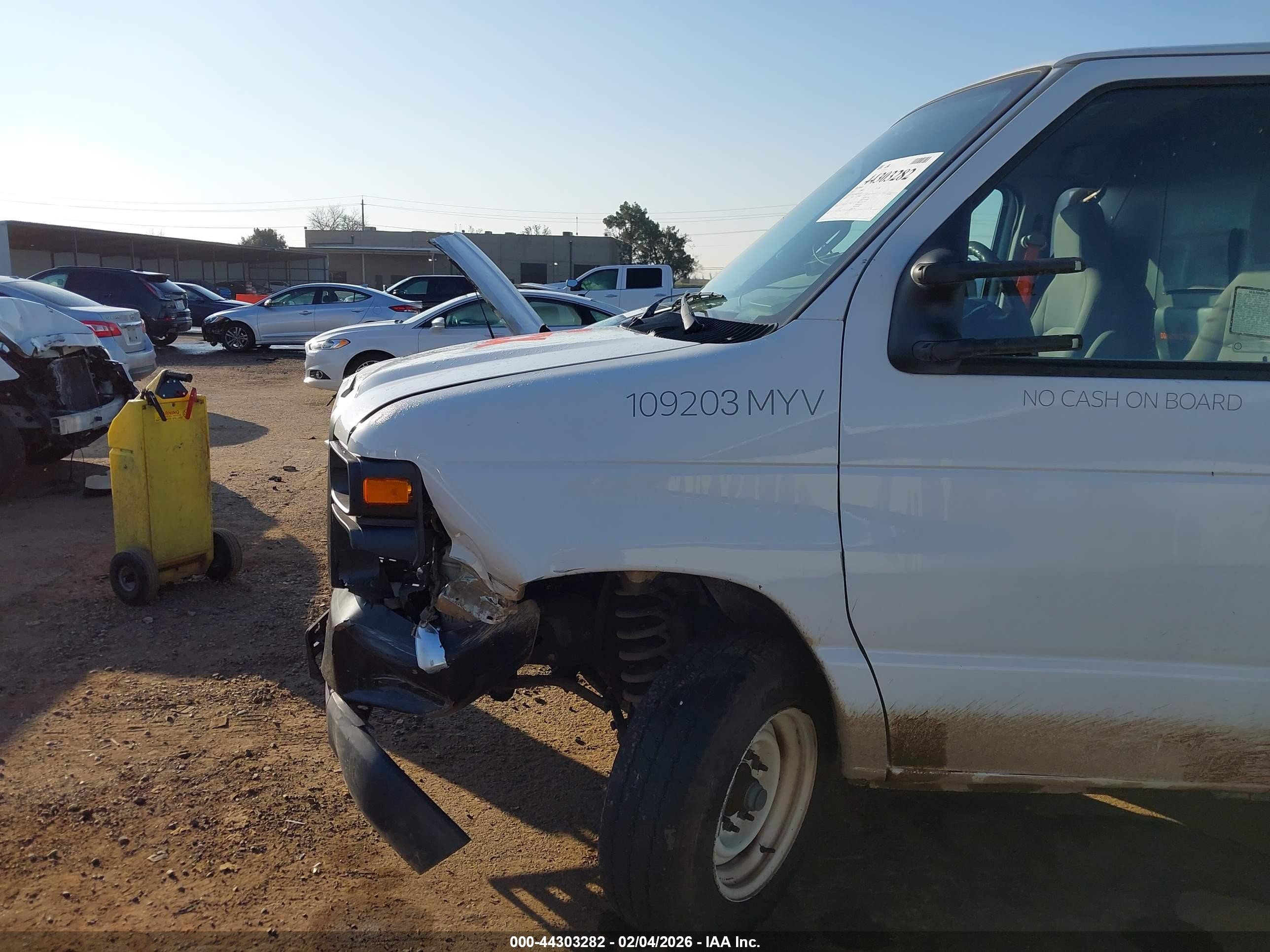 2010 Ford E-150 Commercial/recreational White vin: 1FTNE1EW6ADA91196