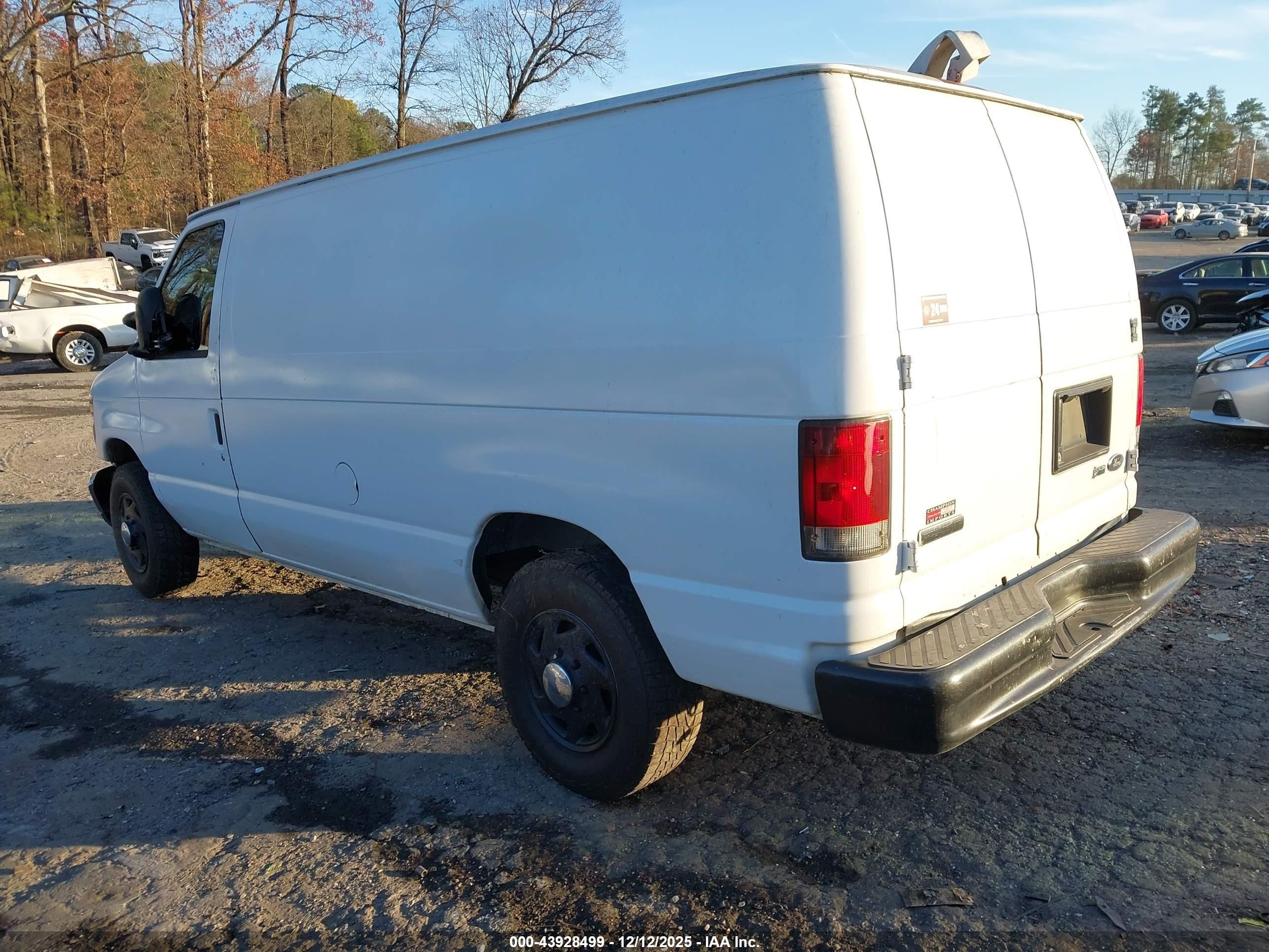 2010 Ford E-150 Commercial/recreational White vin: 1FTNE1EW6ADA91540