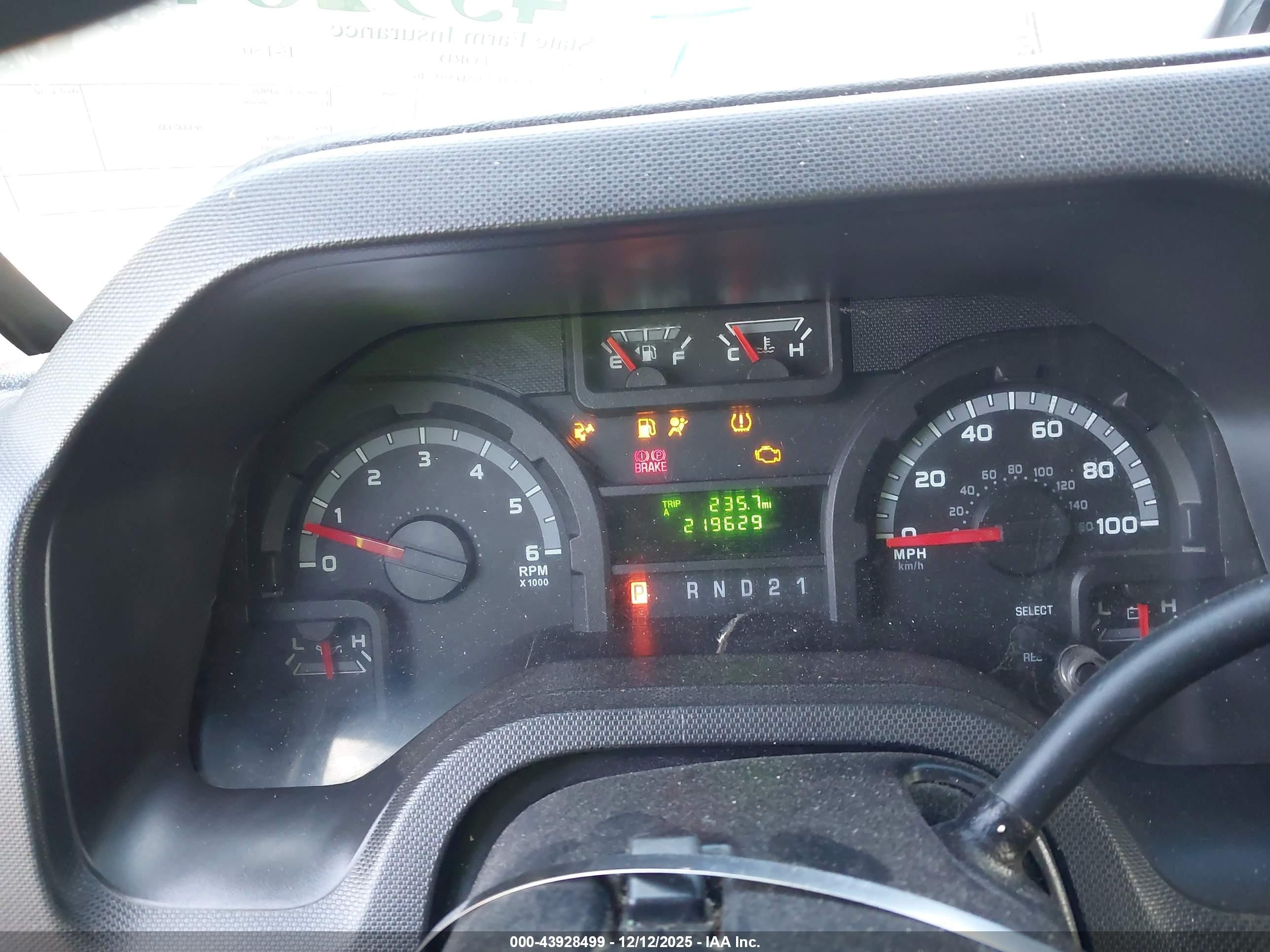 2010 Ford E-150 Commercial/recreational White vin: 1FTNE1EW6ADA91540