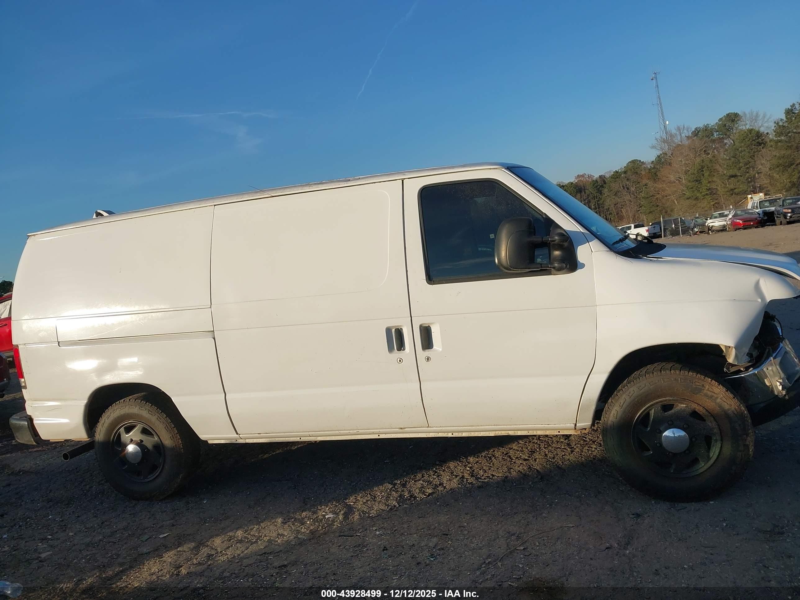 2010 Ford E-150 Commercial/recreational White vin: 1FTNE1EW6ADA91540