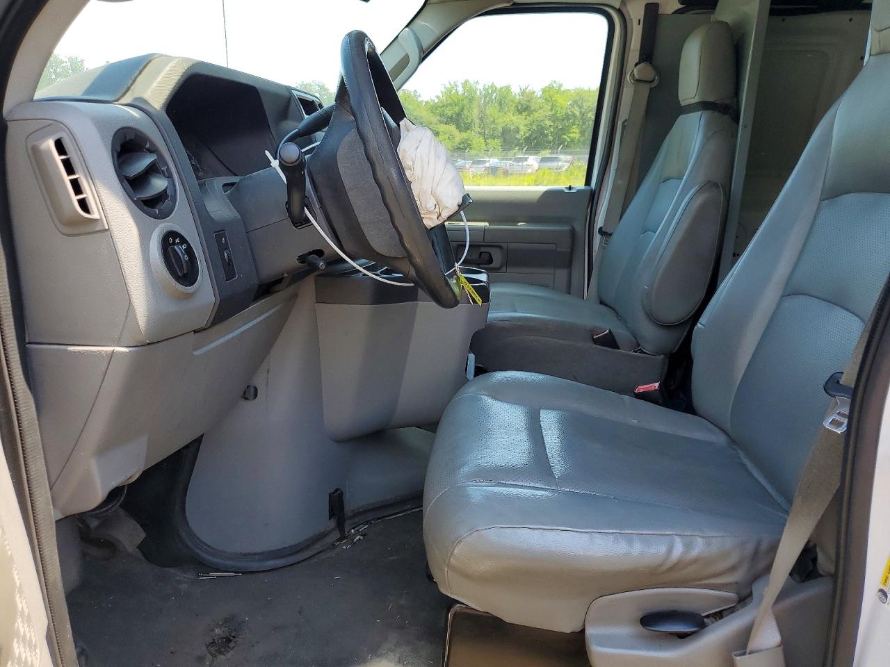 2014 Ford Econoline E150 Van White vin: 1FTNE1EW6EDA34910