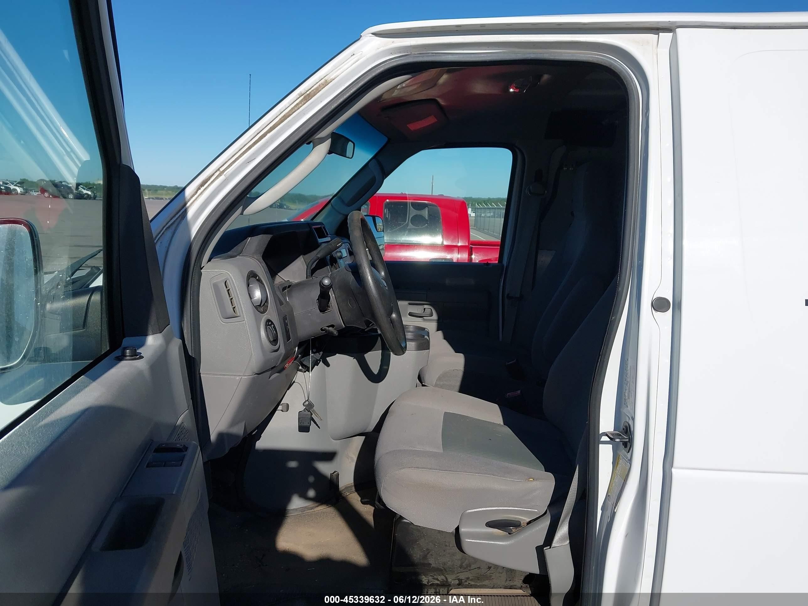 2014 Ford E-150 Commercial White vin: 1FTNE1EW6EDA64229