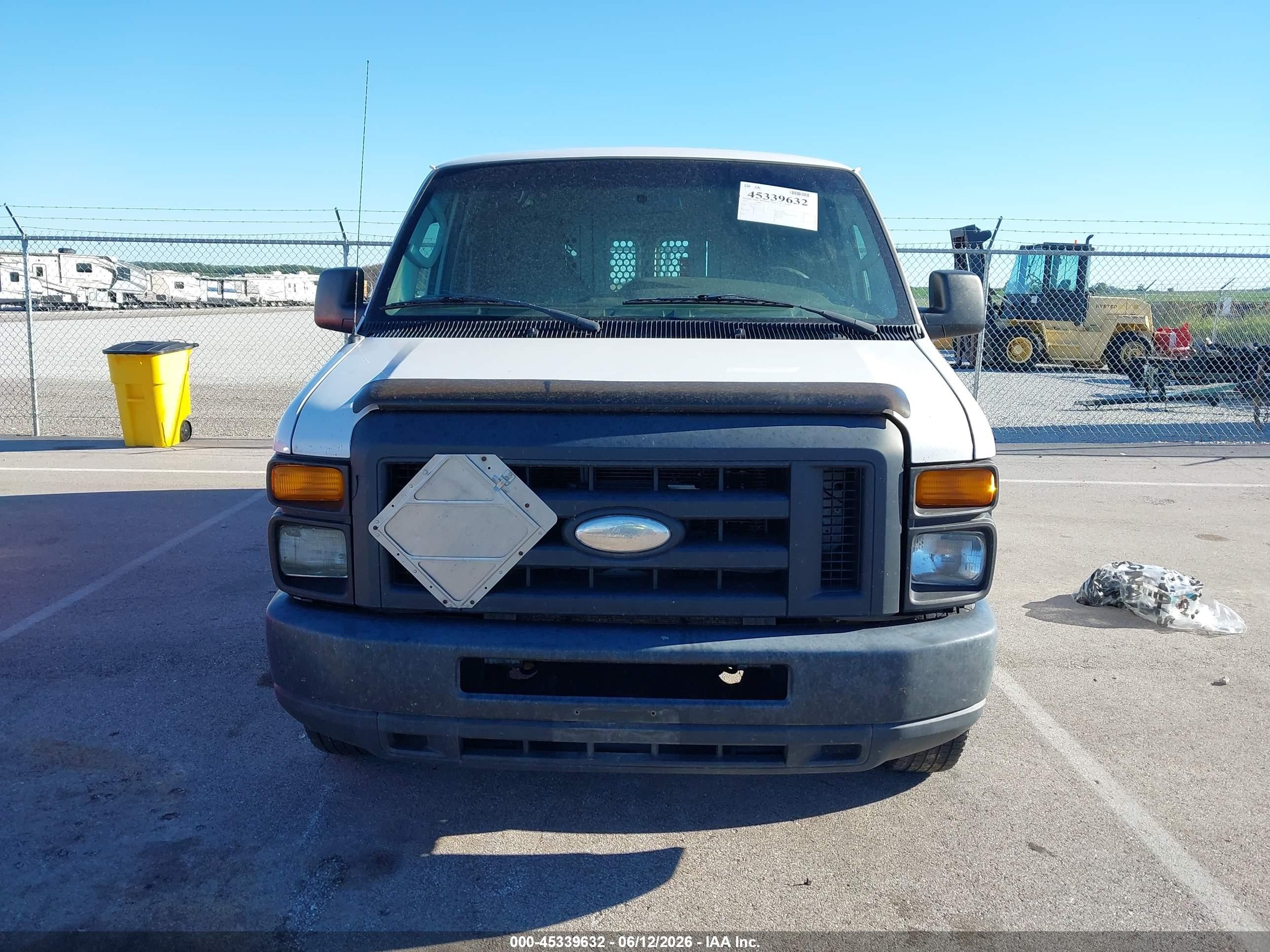 2014 Ford E-150 Commercial White vin: 1FTNE1EW6EDA64229