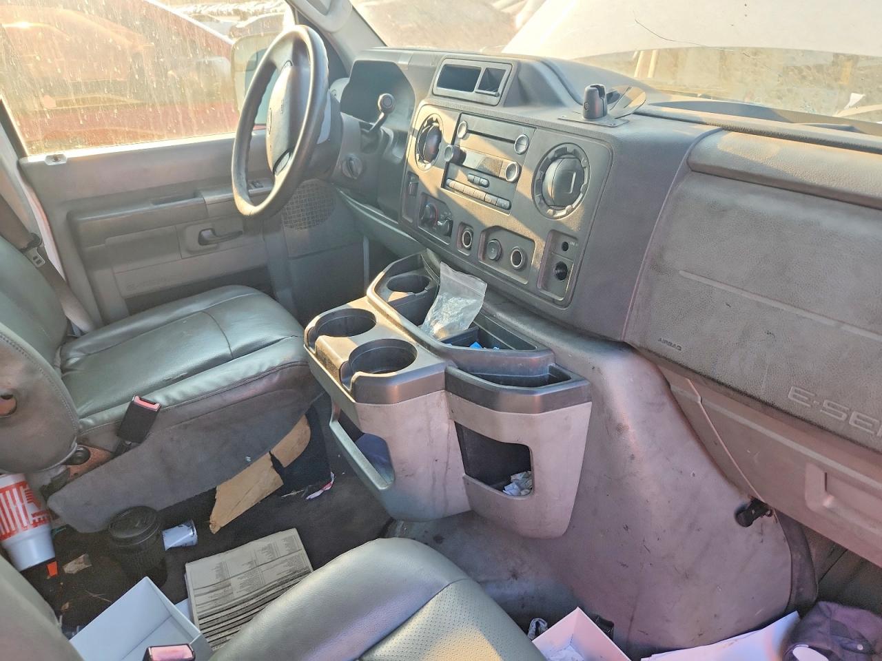 2010 Ford Econoline E150 Van White vin: 1FTNE1EW7ADA31346