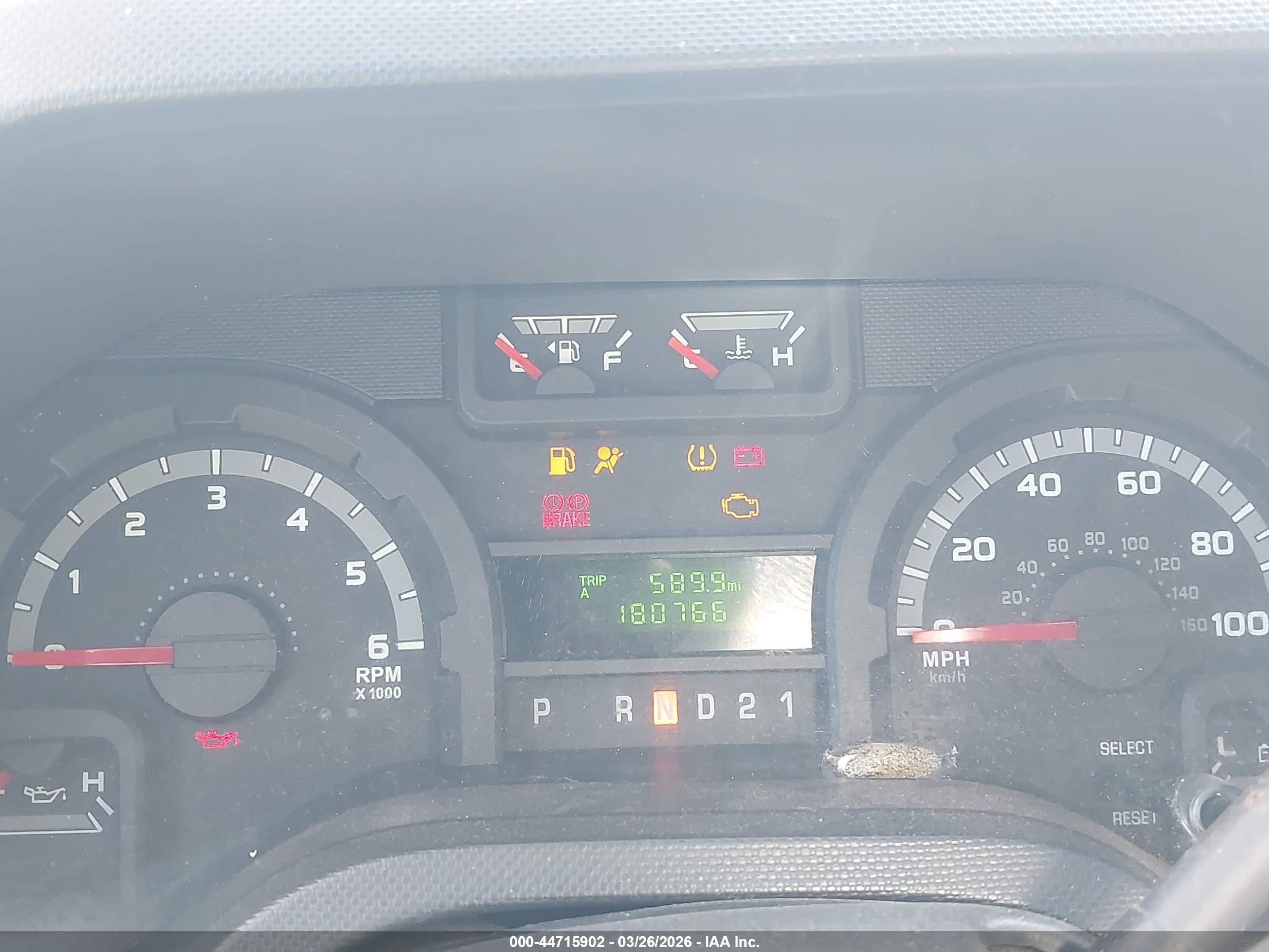 2010 Ford E-150 Commercial/recreational White vin: 1FTNE1EW7ADA87528