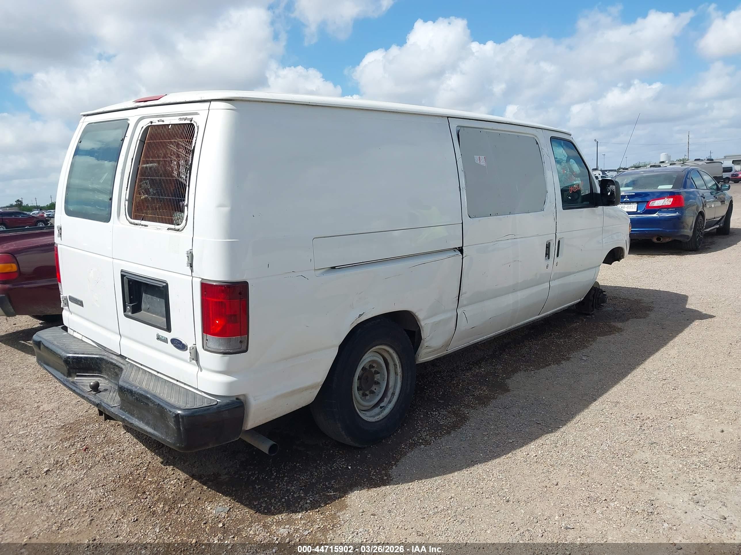 2010 Ford E-150 Commercial/recreational White vin: 1FTNE1EW7ADA87528